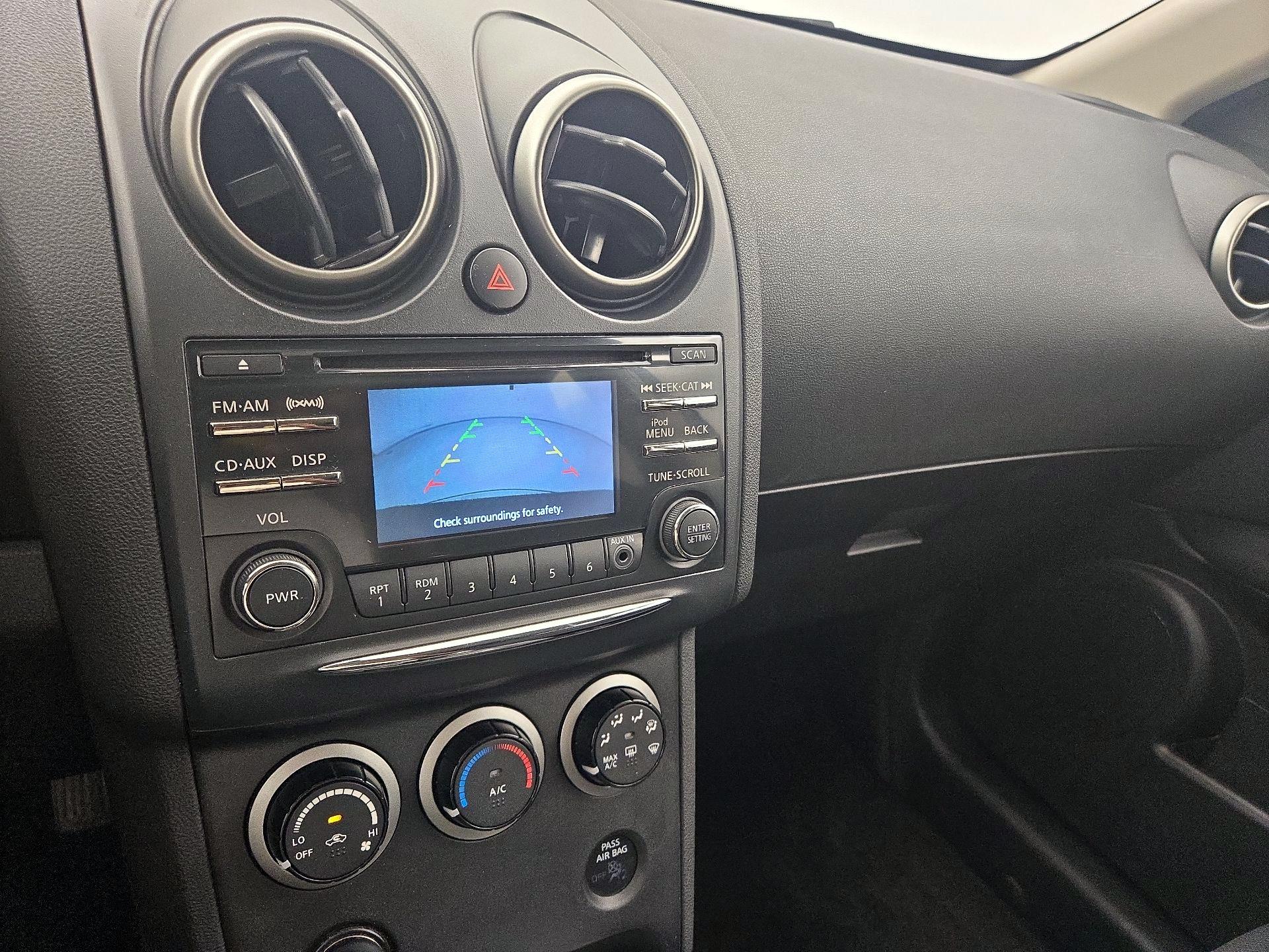 Thumbnail: 2013 Nissan Rogue - 14
