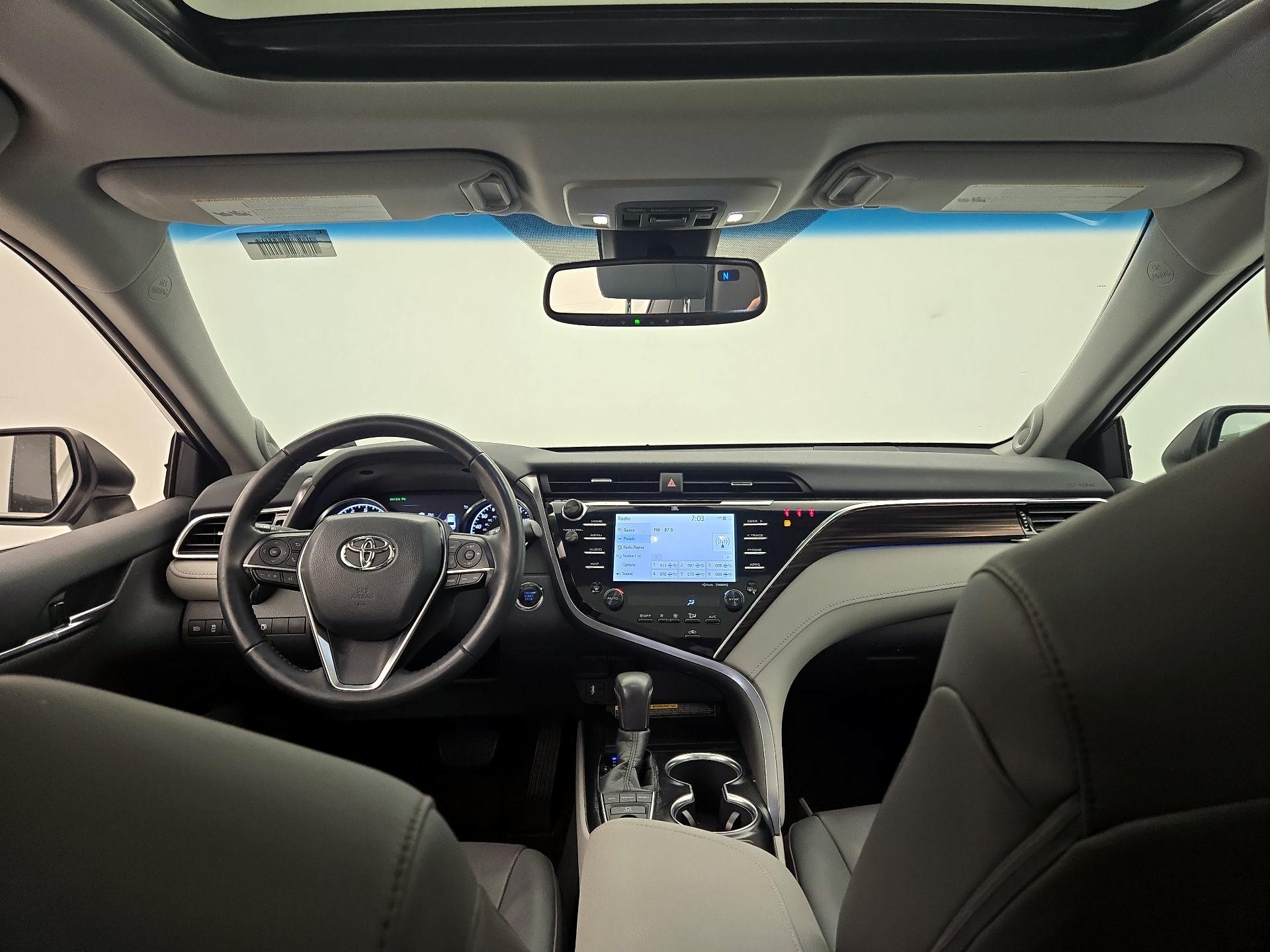 Thumbnail: 2018 Toyota Camry - 9