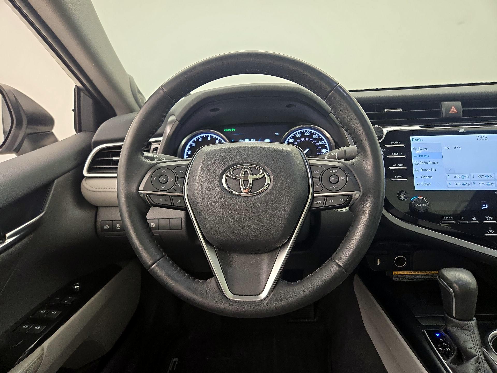 Thumbnail: 2018 Toyota Camry - 10