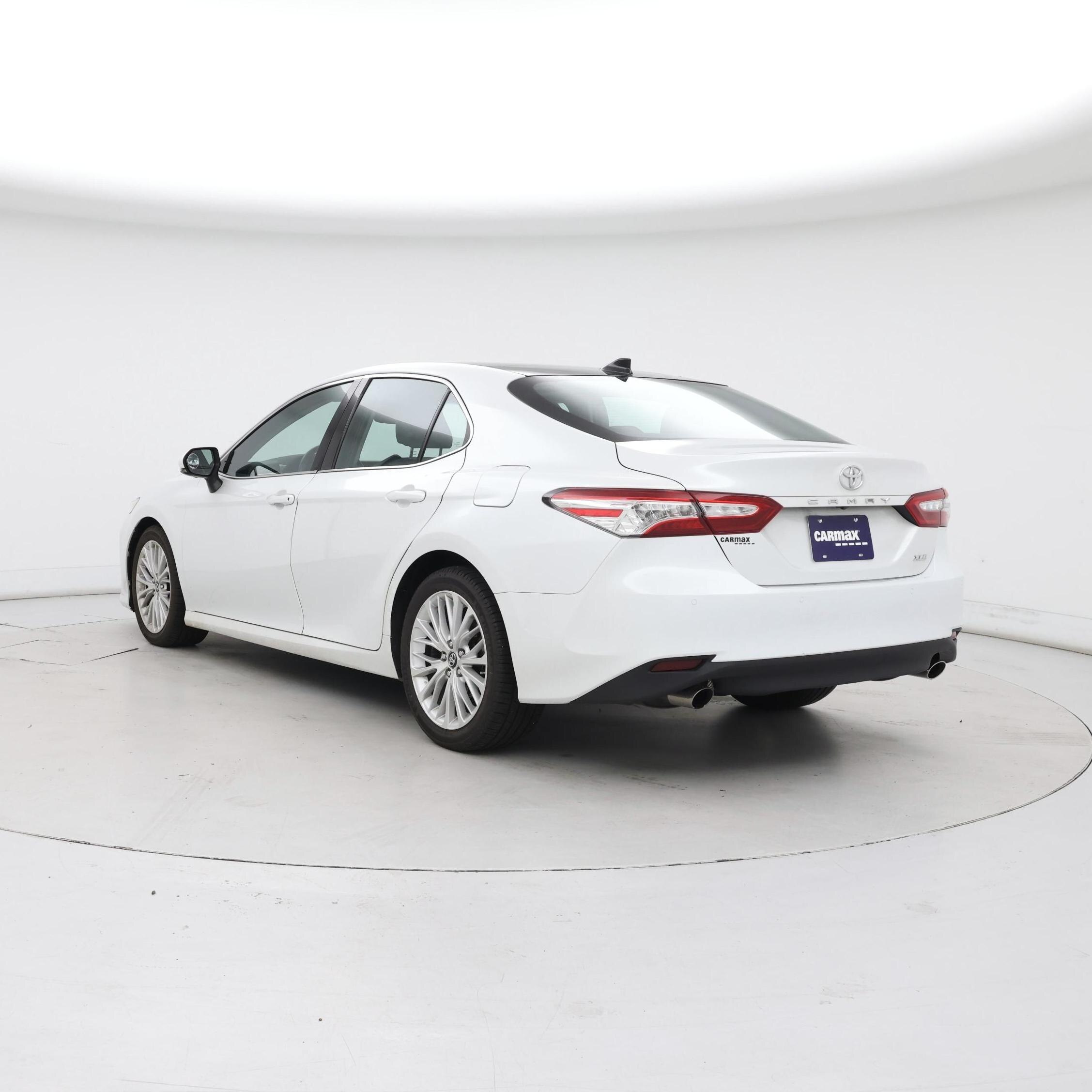 Thumbnail: 2018 Toyota Camry - 2