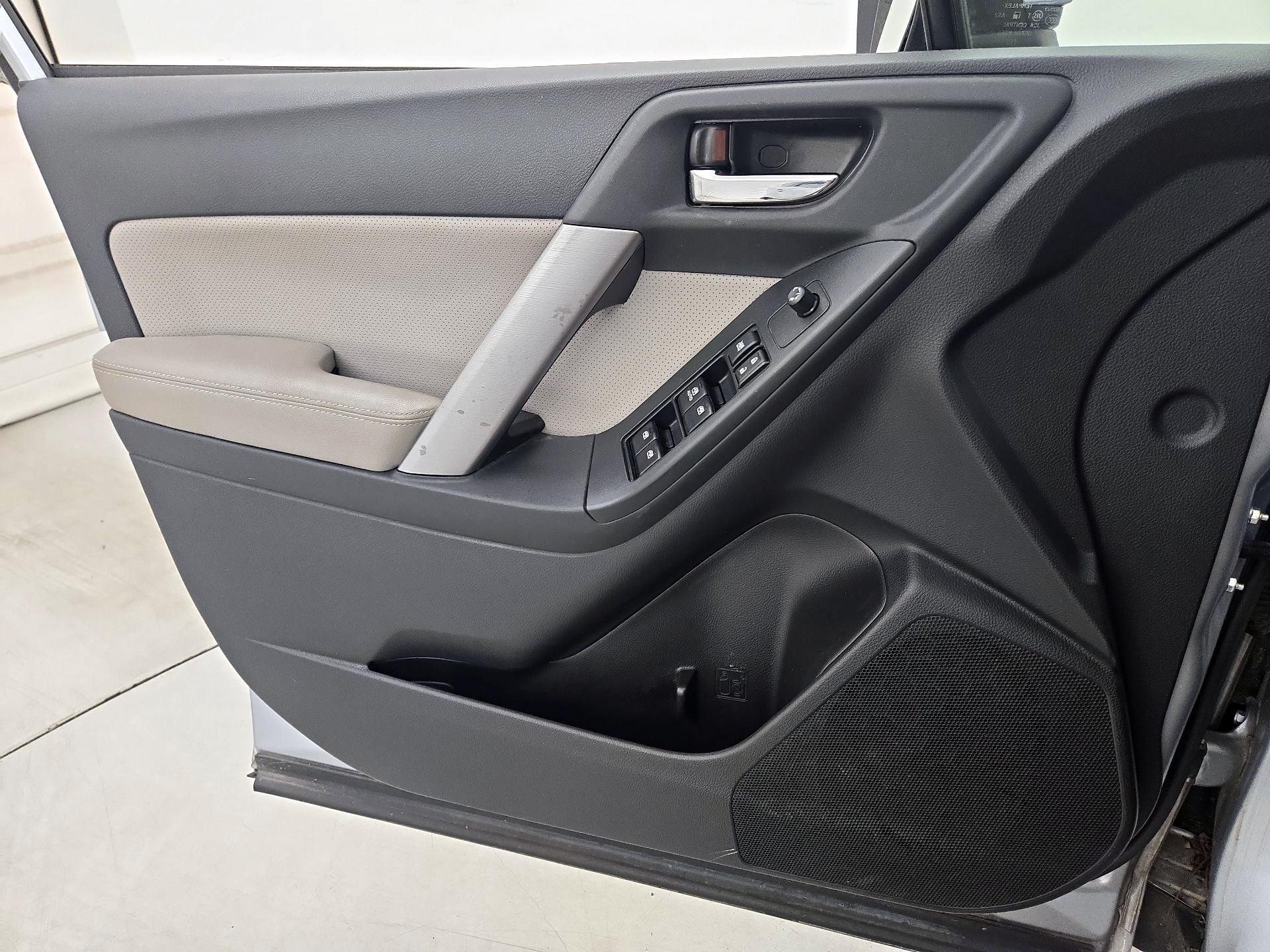 Thumbnail: 2014 Subaru Forester - 12