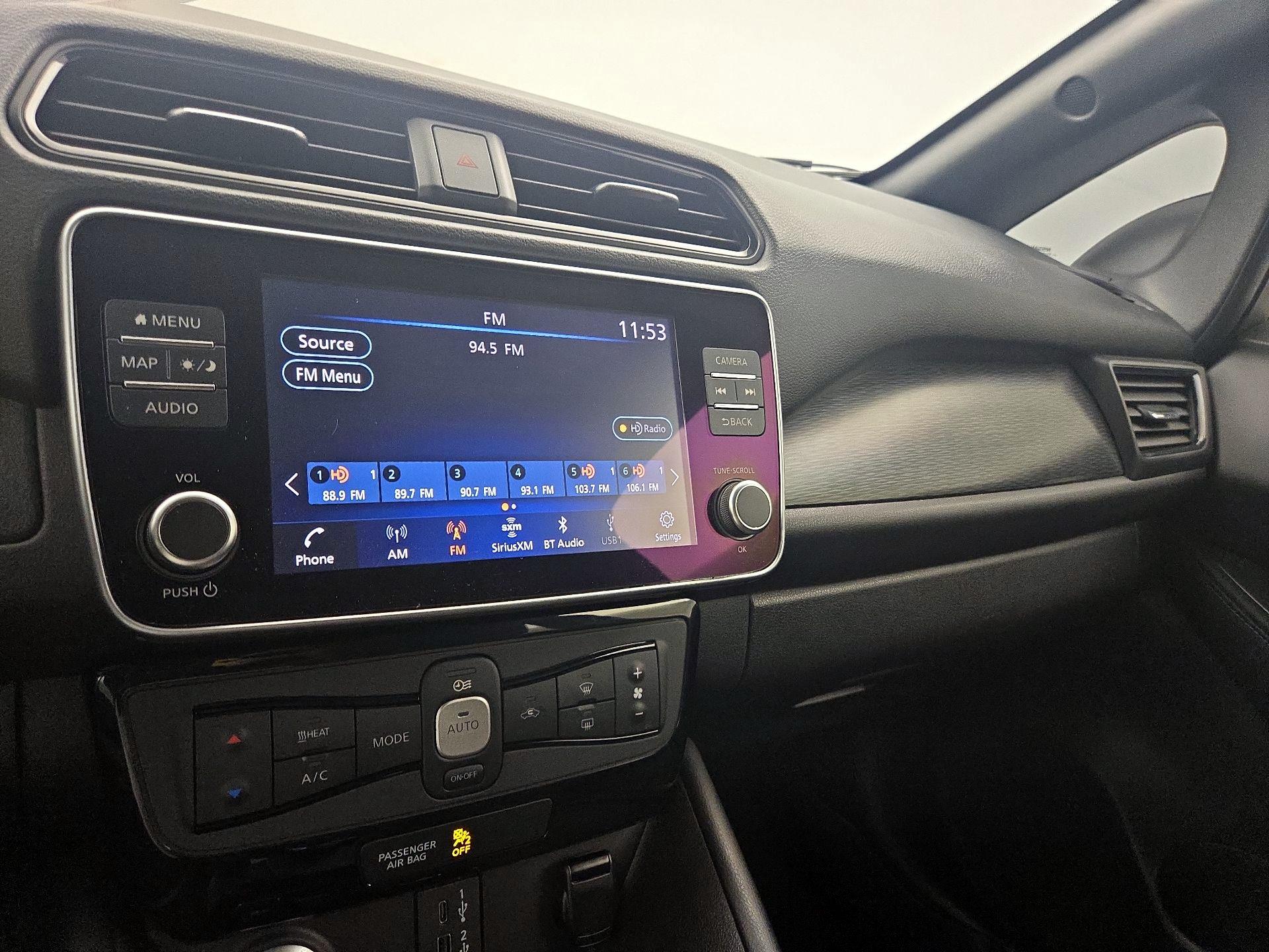 Thumbnail: 2020 Nissan Leaf - 16