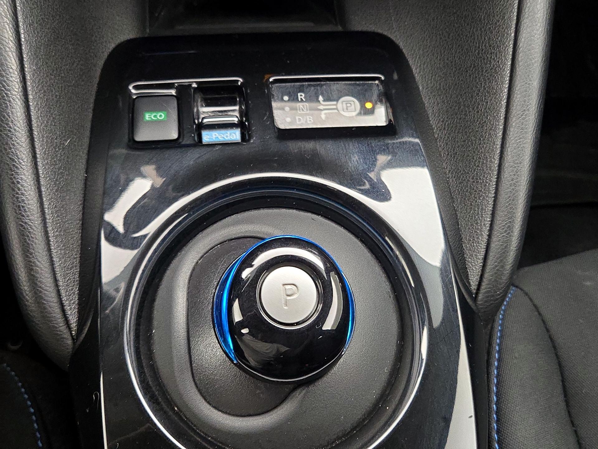 Thumbnail: 2020 Nissan Leaf - 18