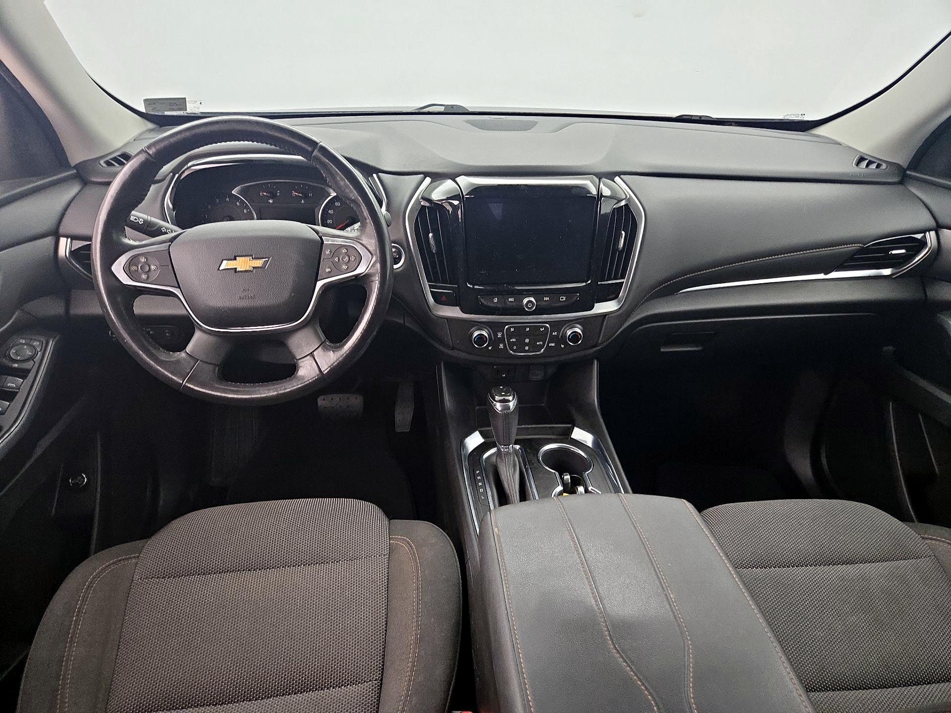 Thumbnail: 2018 Chevrolet Traverse - 9