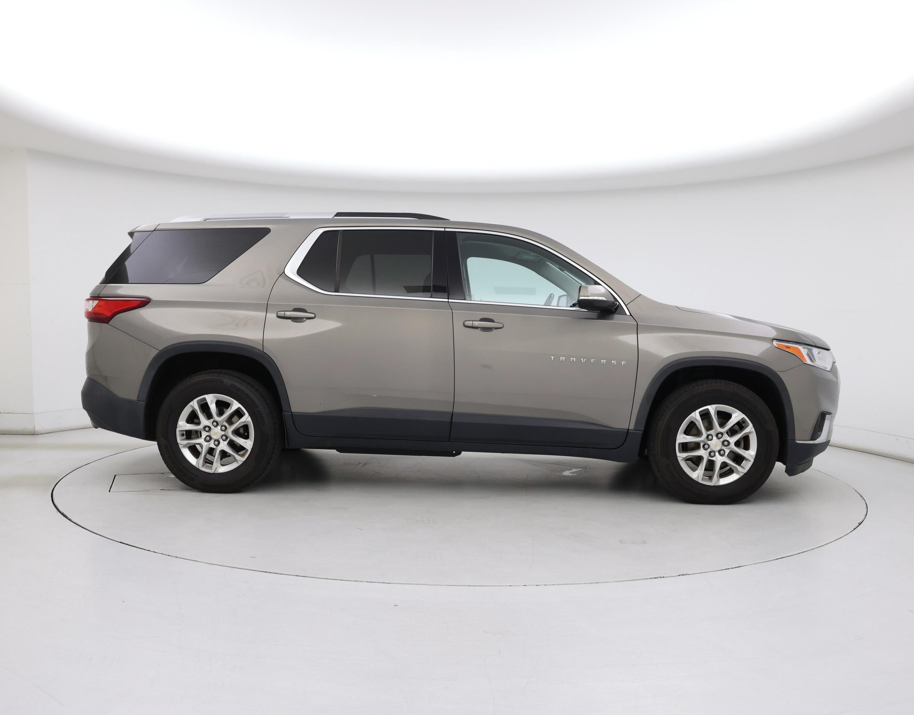 Thumbnail: 2018 Chevrolet Traverse - 7