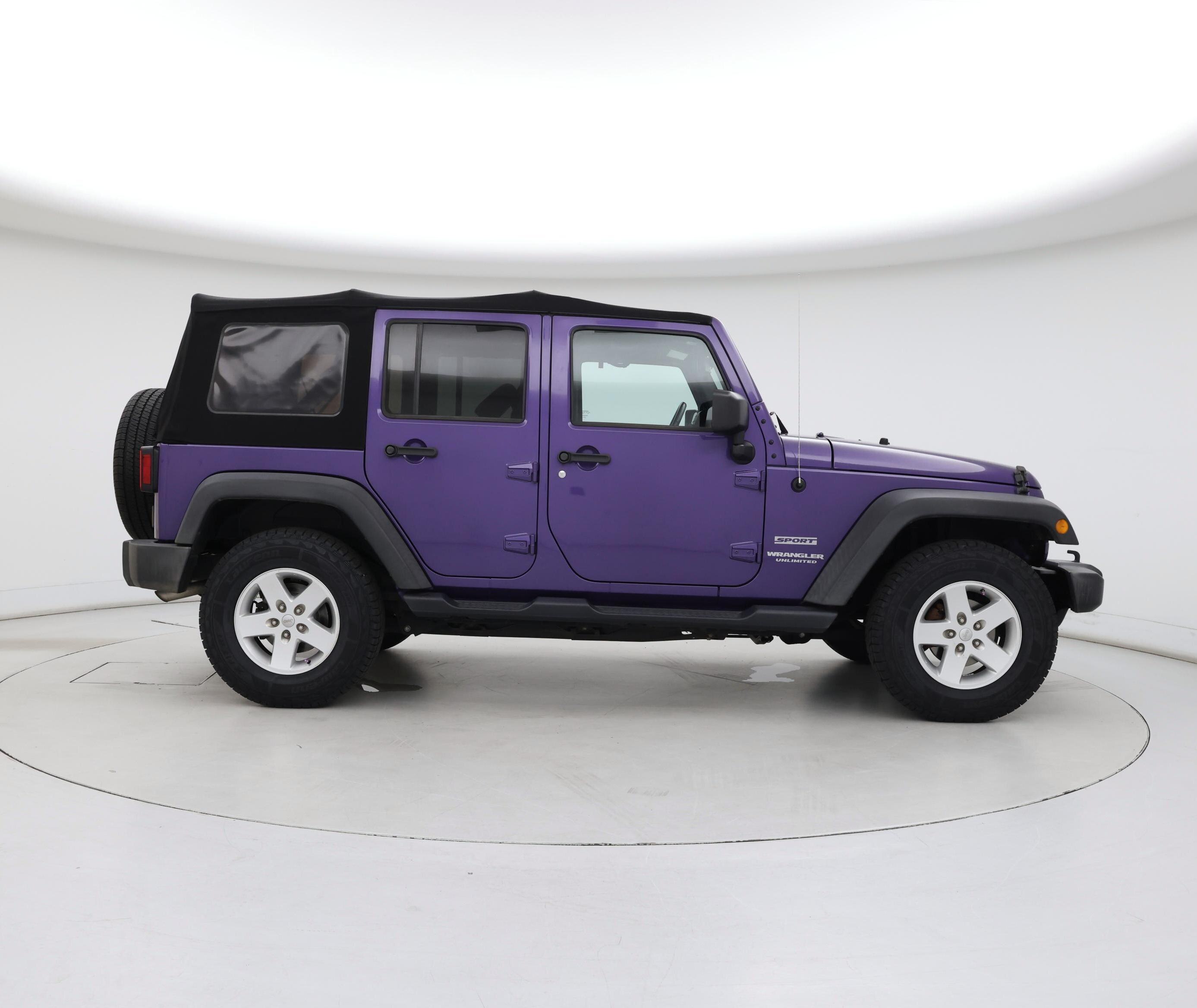 Thumbnail: 2017 Jeep Wrangler - 7
