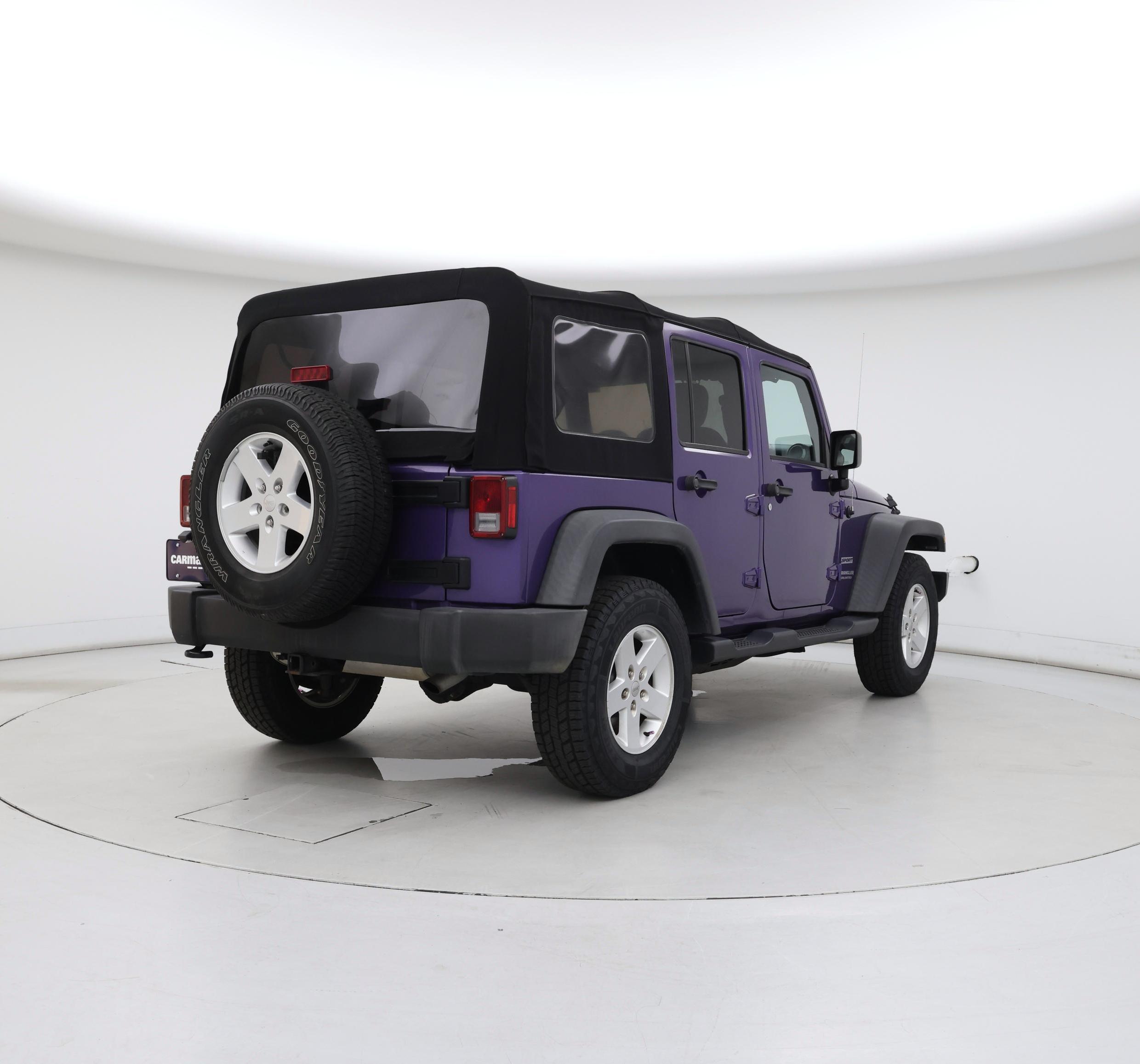 Thumbnail: 2017 Jeep Wrangler - 8