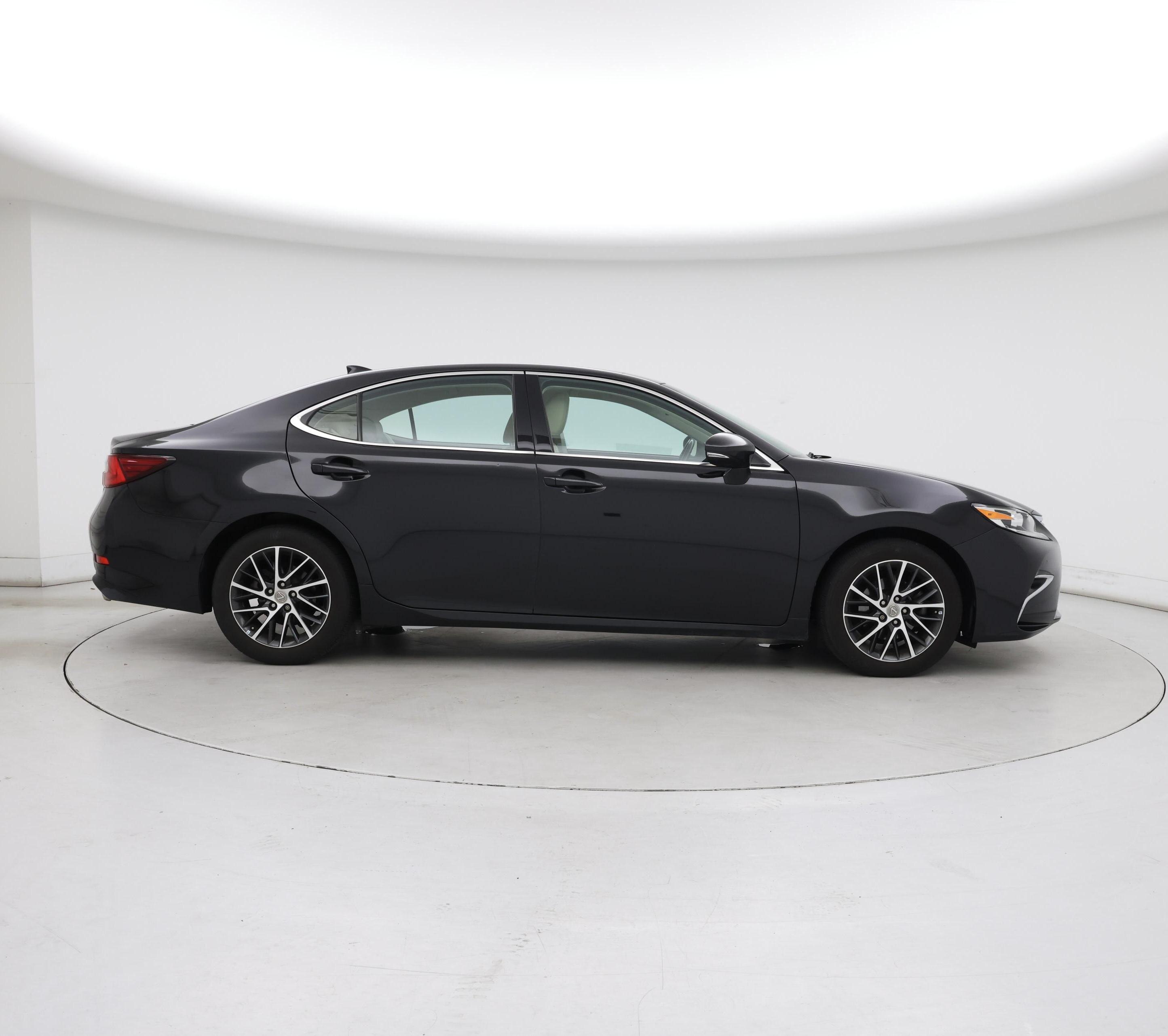 Thumbnail: 2018 Lexus ES - 7