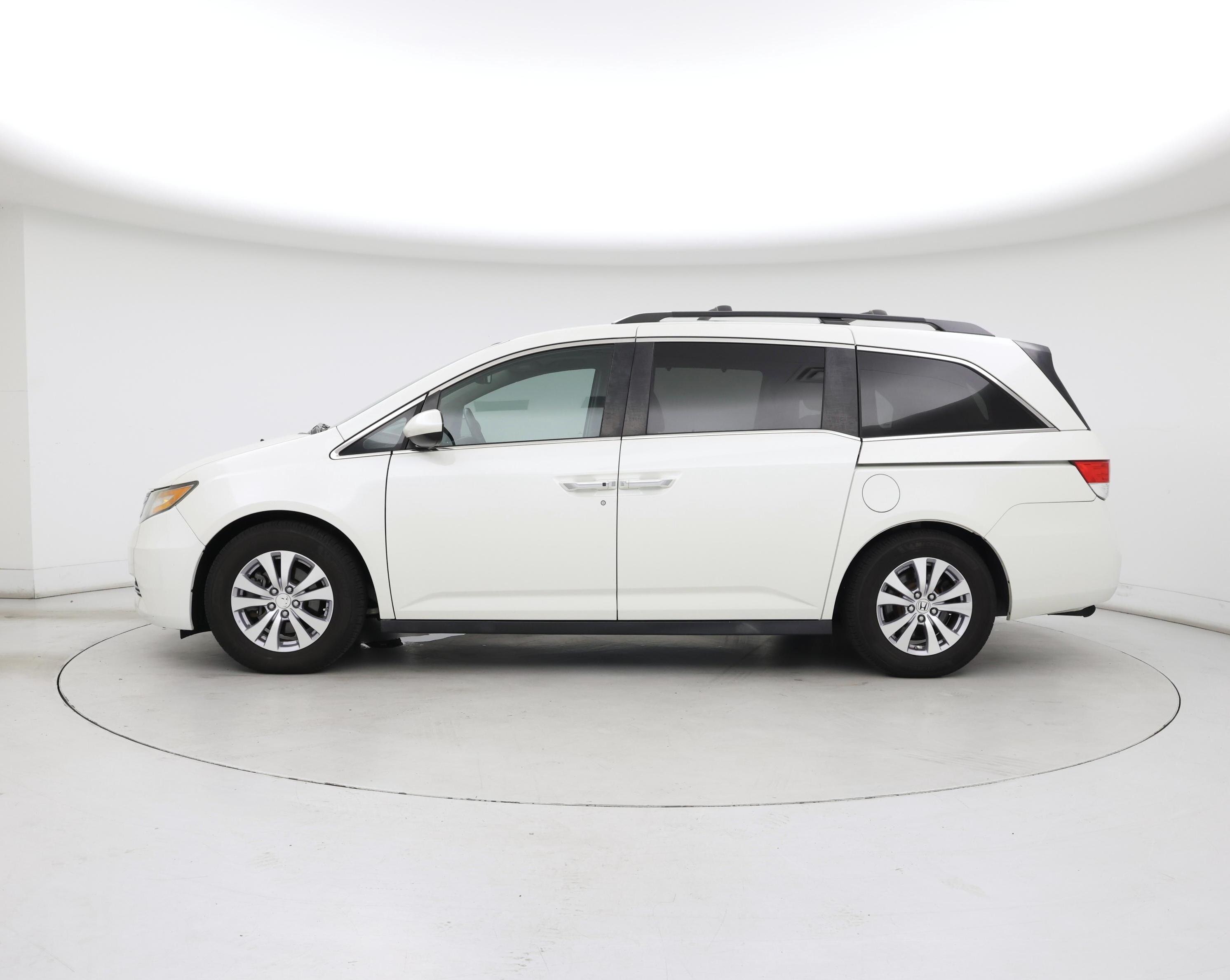 Thumbnail: 2016 Honda Odyssey - 3