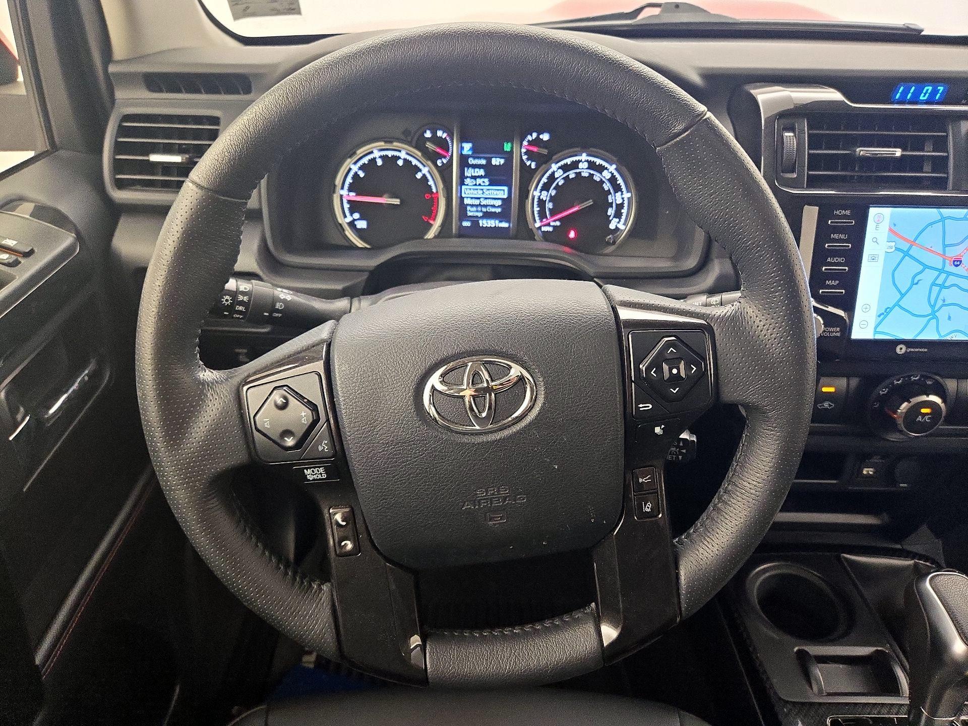 Thumbnail: 2020 Toyota 4Runner - 10
