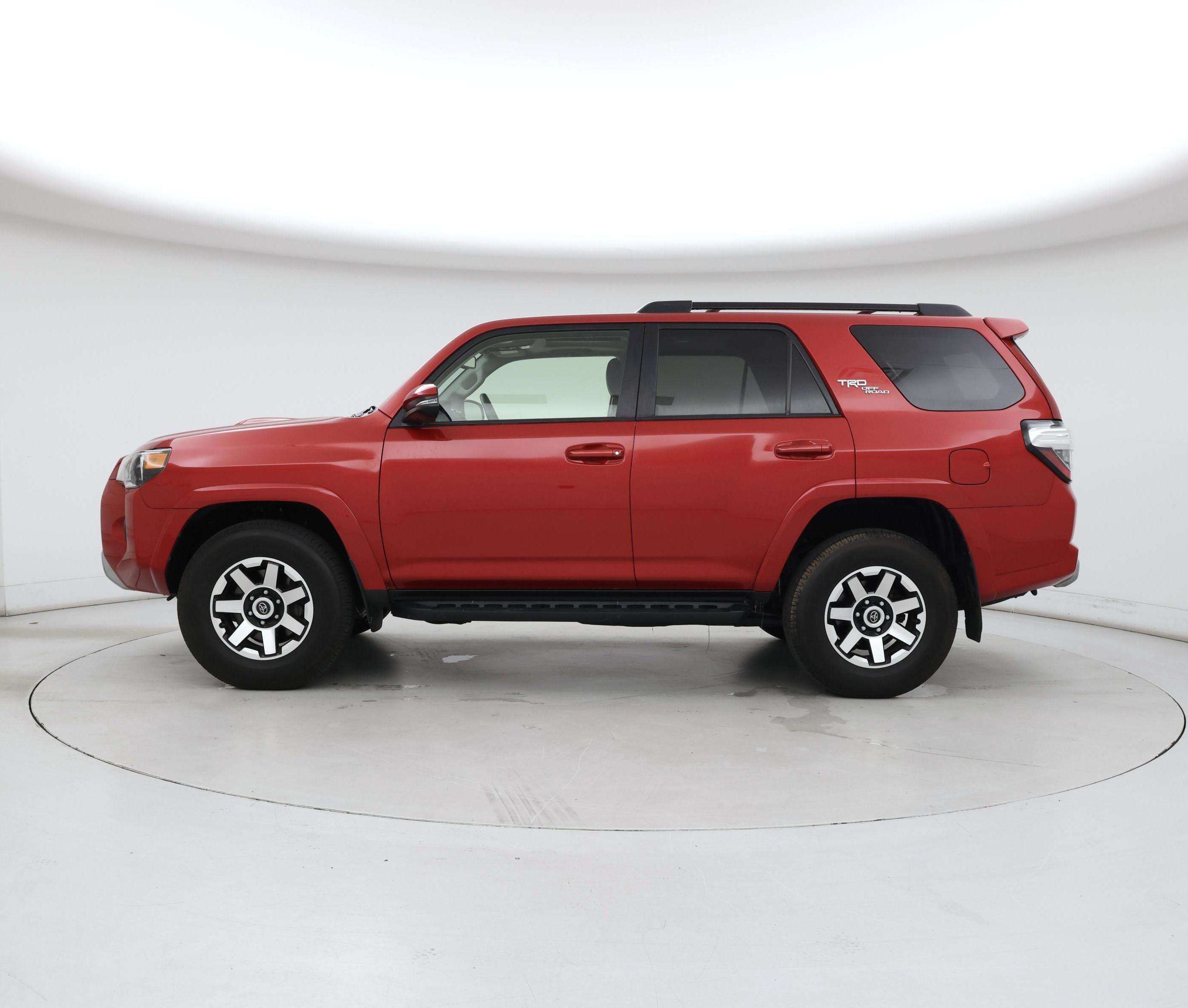 Thumbnail: 2020 Toyota 4Runner - 3