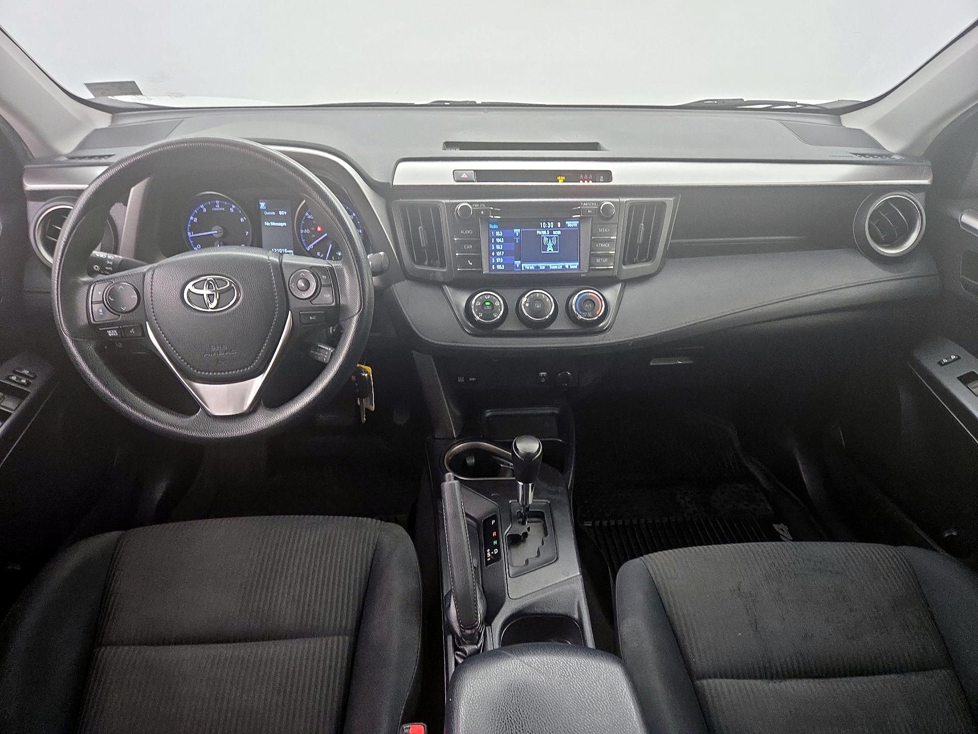Thumbnail: 2017 Toyota RAV4 - 9