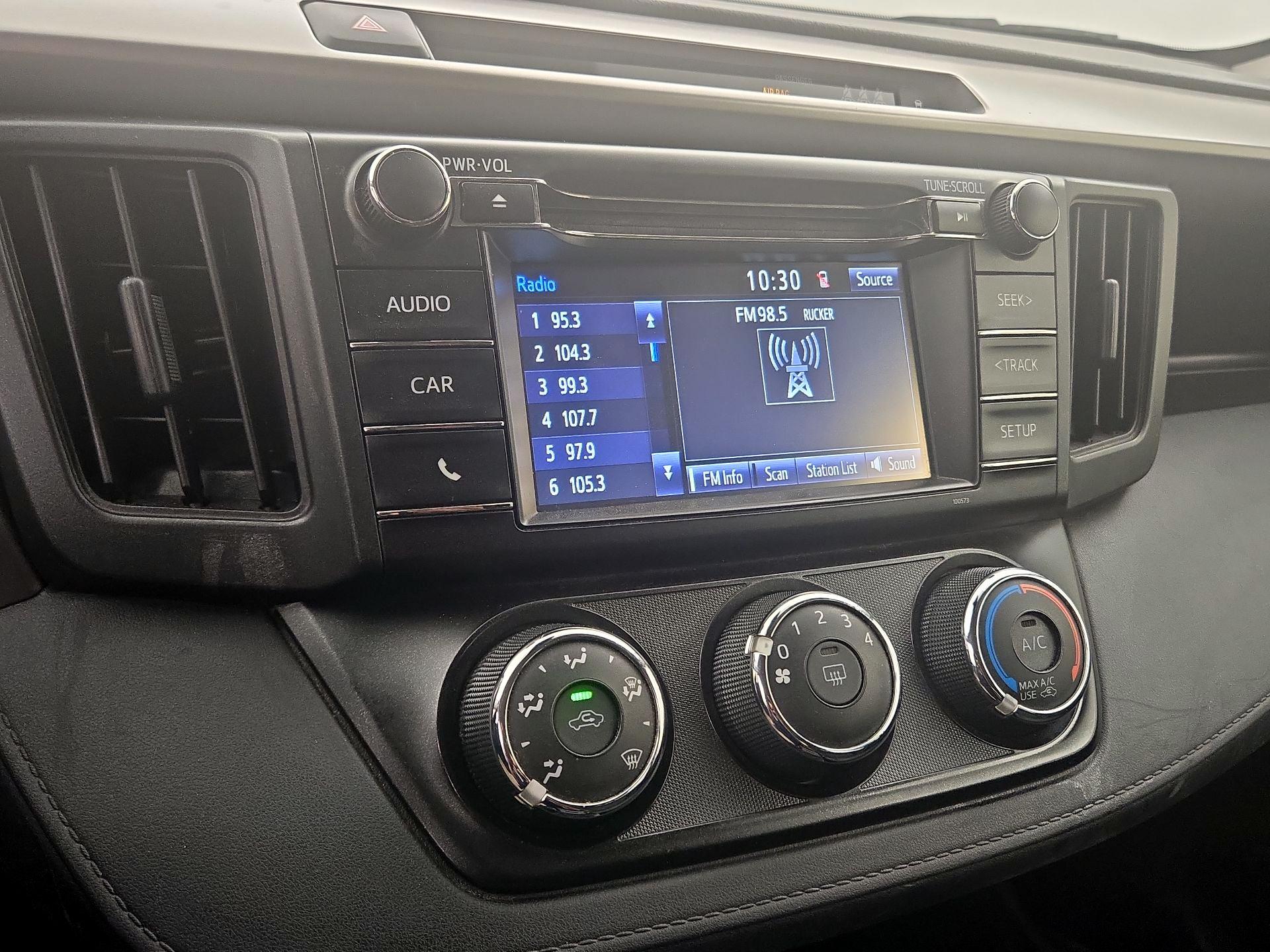 Thumbnail: 2017 Toyota RAV4 - 15