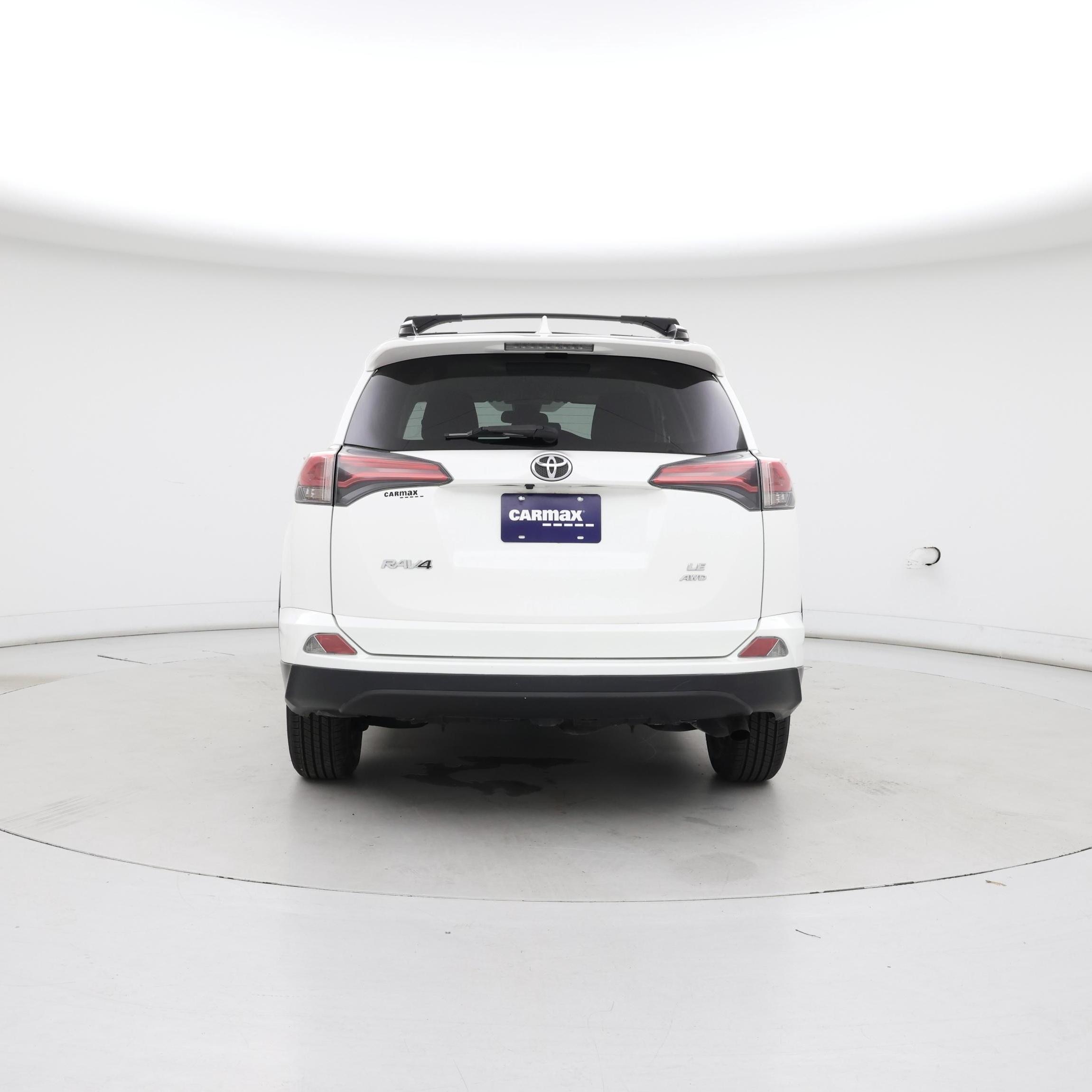 Thumbnail: 2017 Toyota RAV4 - 6