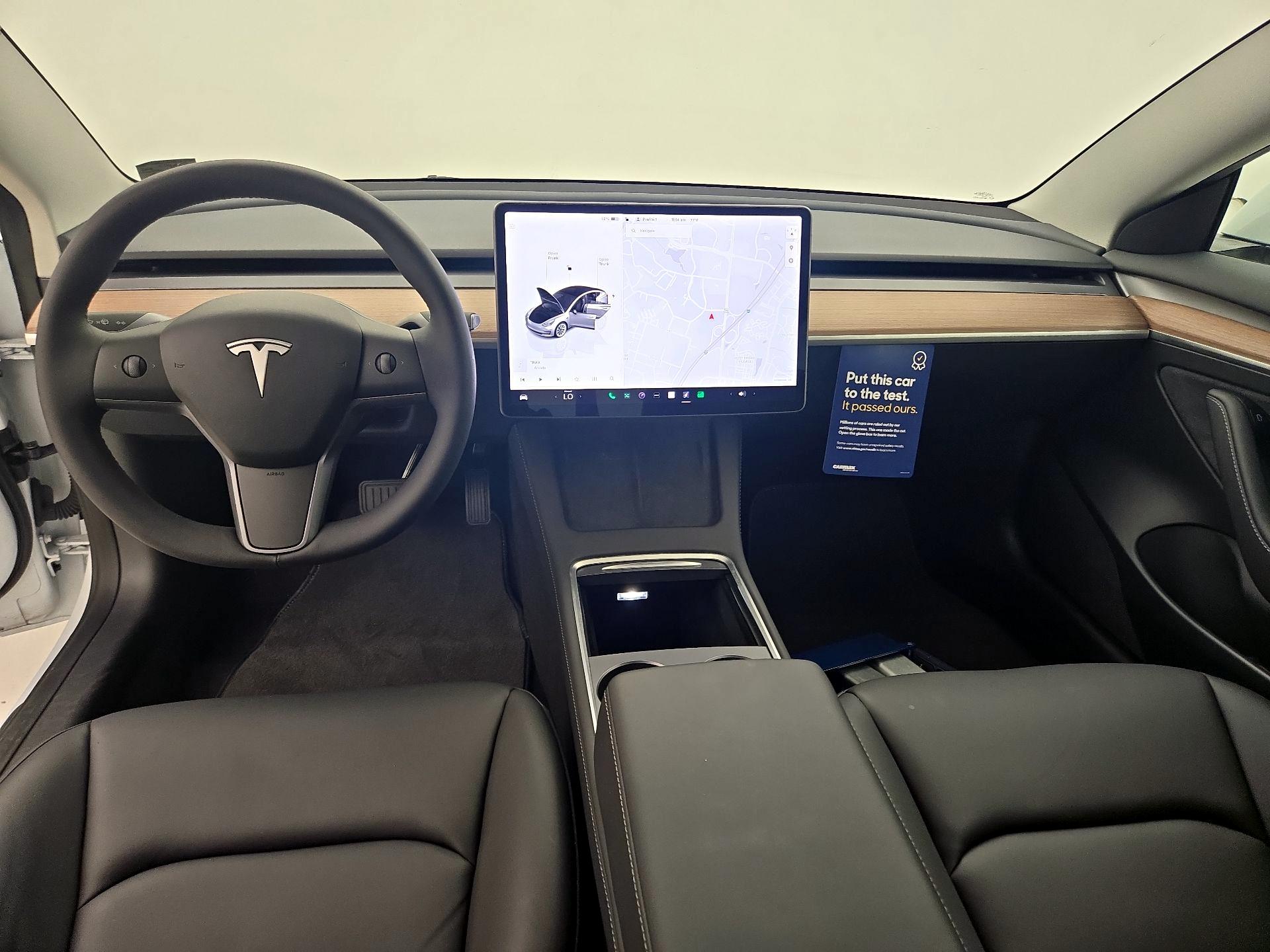 Thumbnail: 2023 Tesla Model 3 - 9