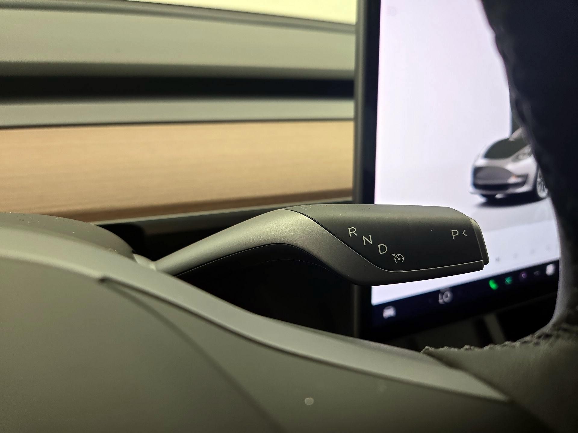 Thumbnail: 2023 Tesla Model 3 - 17