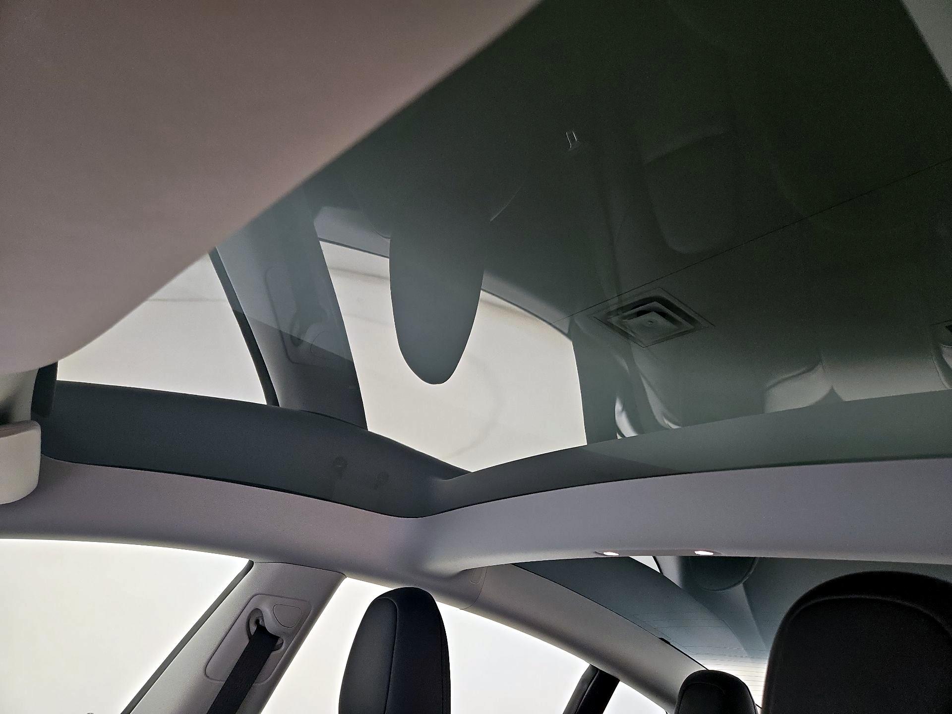 Thumbnail: 2023 Tesla Model 3 - 18