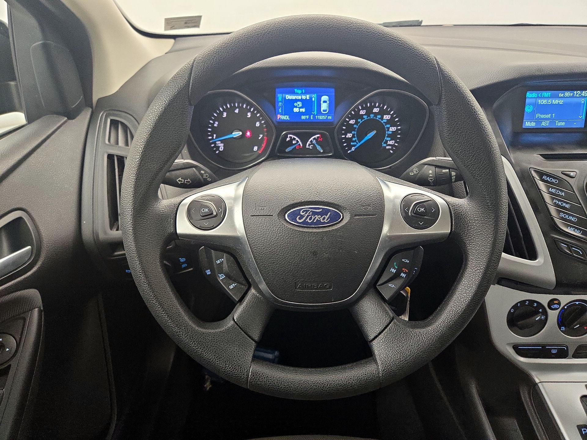 Thumbnail: 2013 Ford Focus - 10