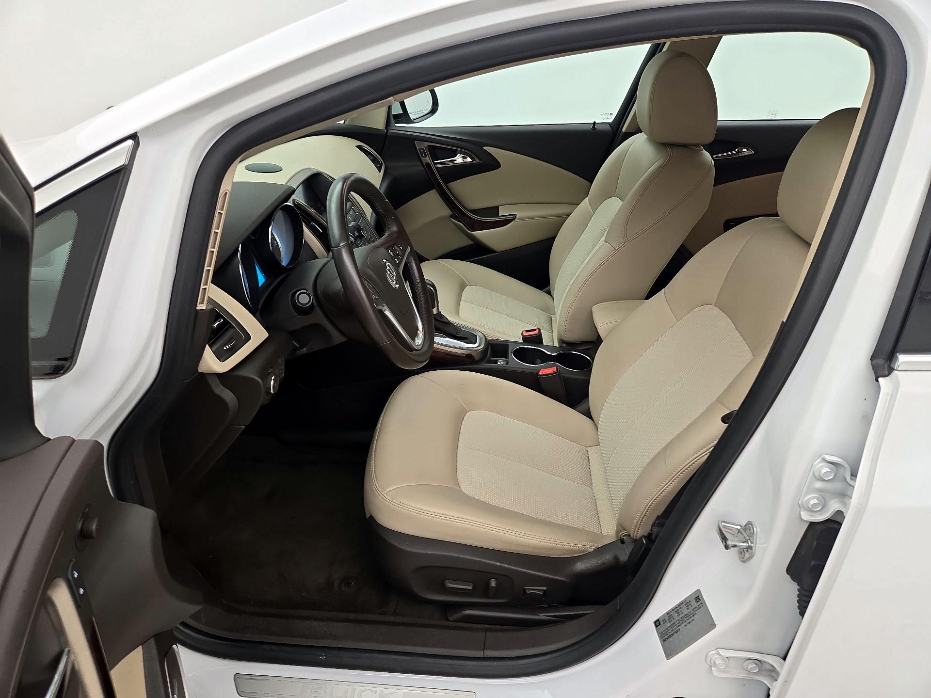 Thumbnail: 2016 Buick Verano - 11