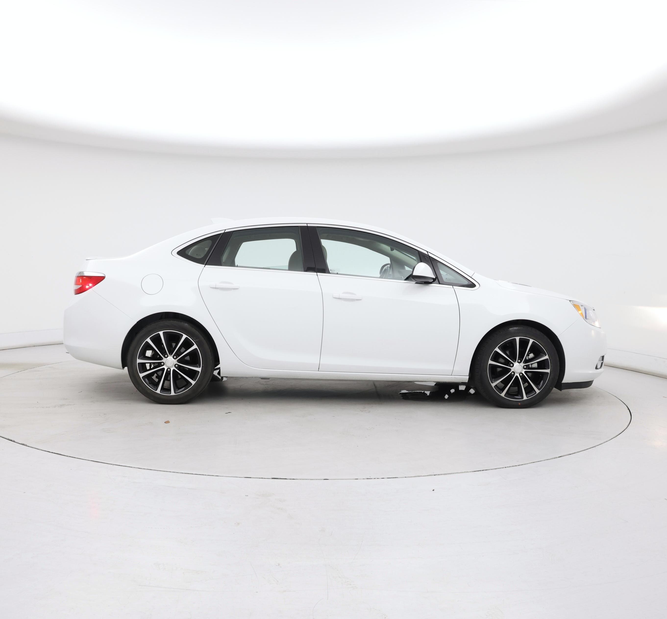 Thumbnail: 2016 Buick Verano - 7
