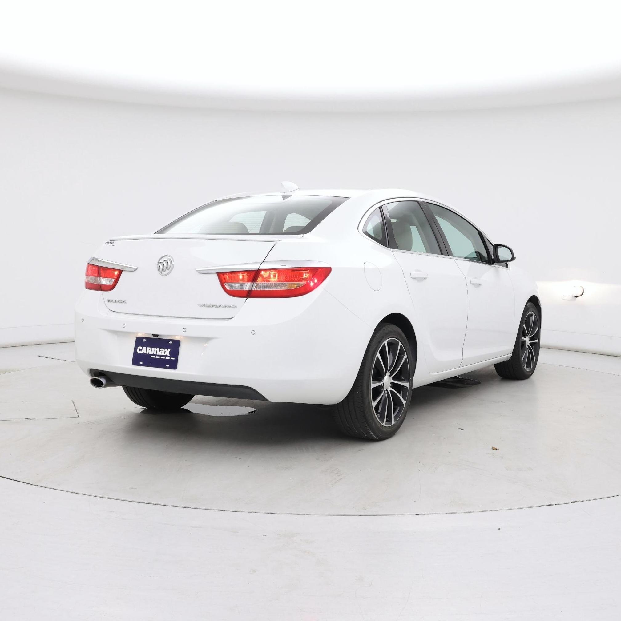 Thumbnail: 2016 Buick Verano - 8
