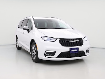 White 2025 Chrysler Pacifica Hybrid Pinnacle