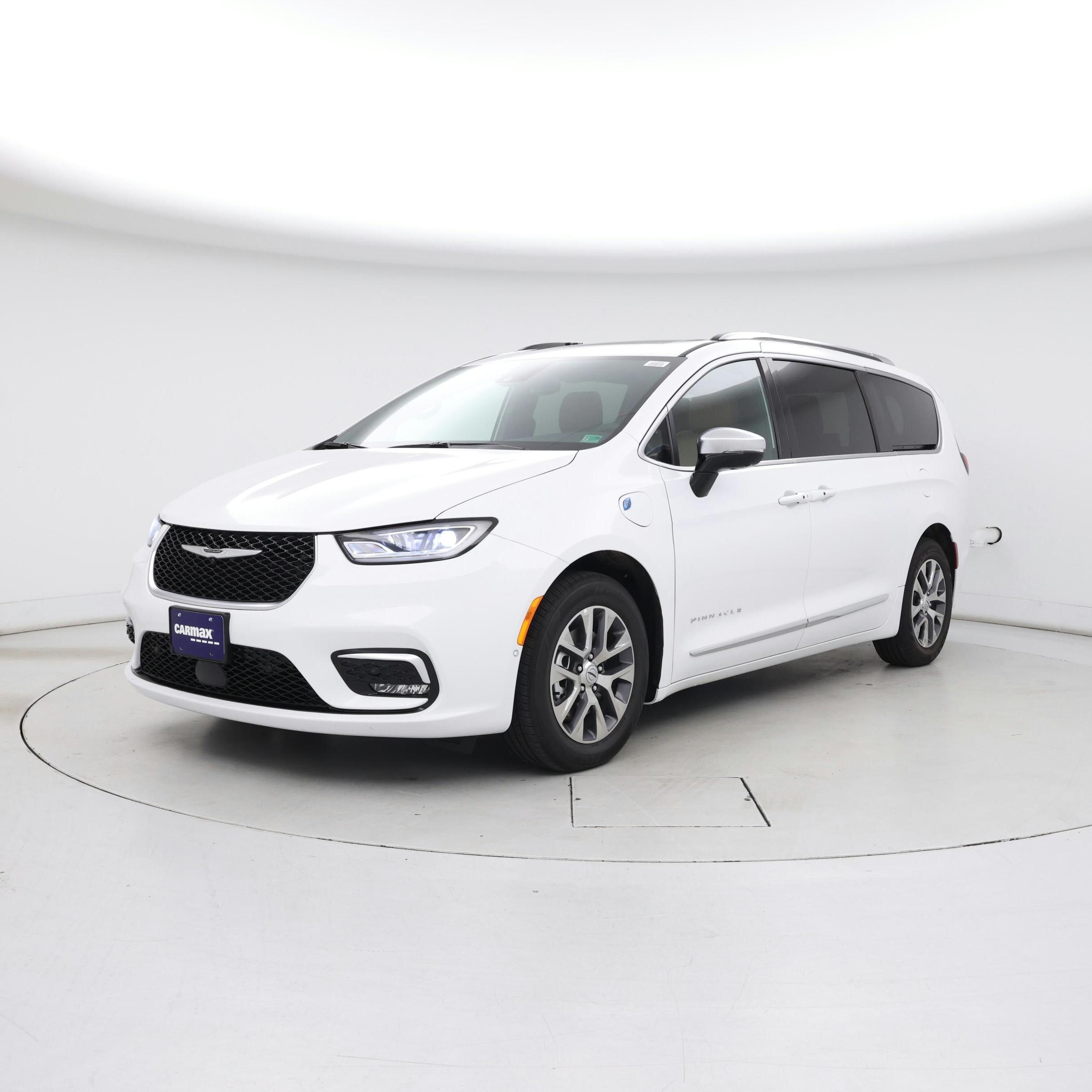 Thumbnail: 2025 Chrysler Pacifica - 4