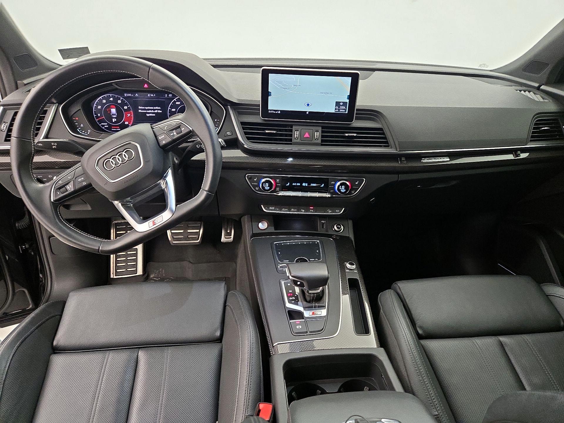 Thumbnail: 2020 Audi SQ5 - 9