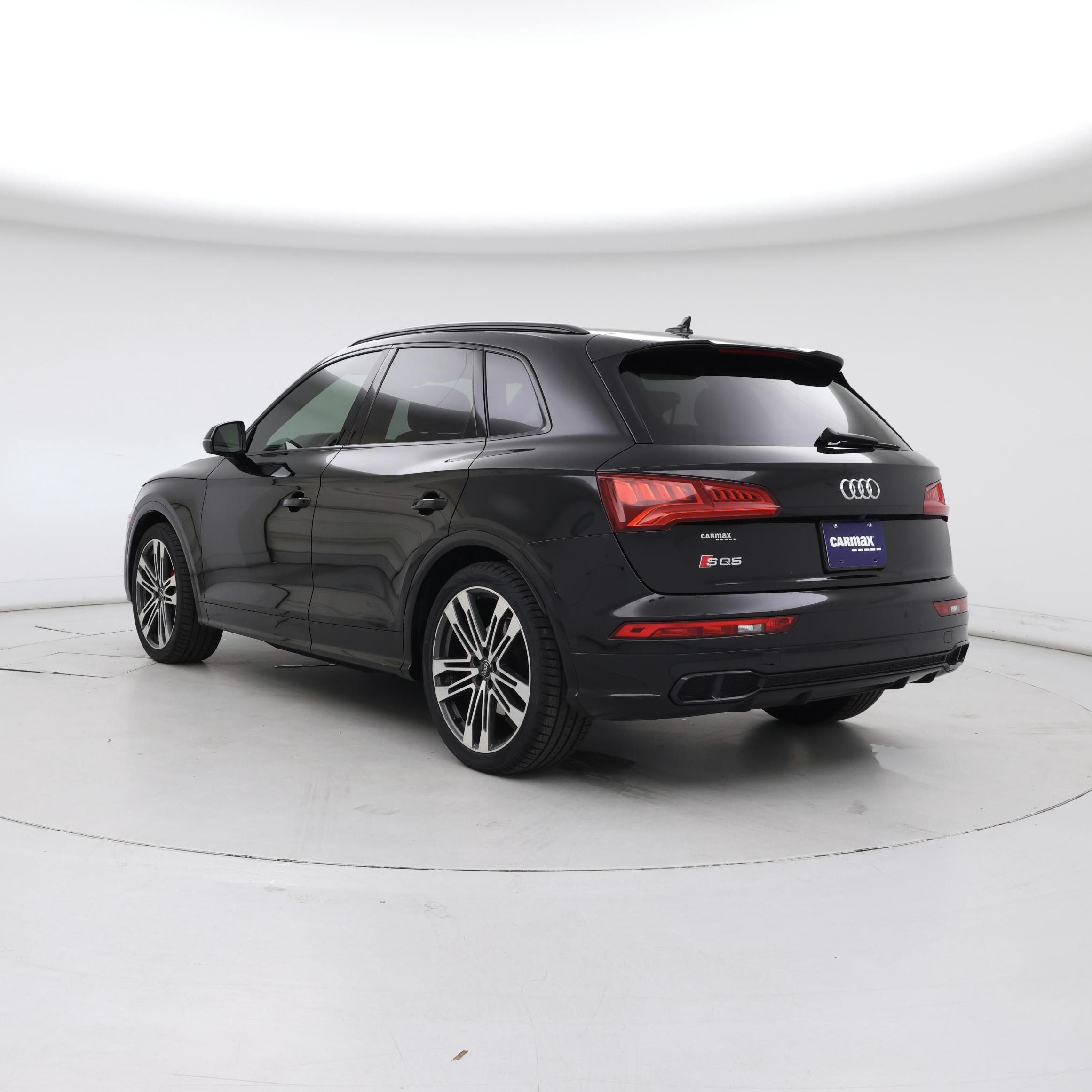 Thumbnail: 2020 Audi SQ5 - 2