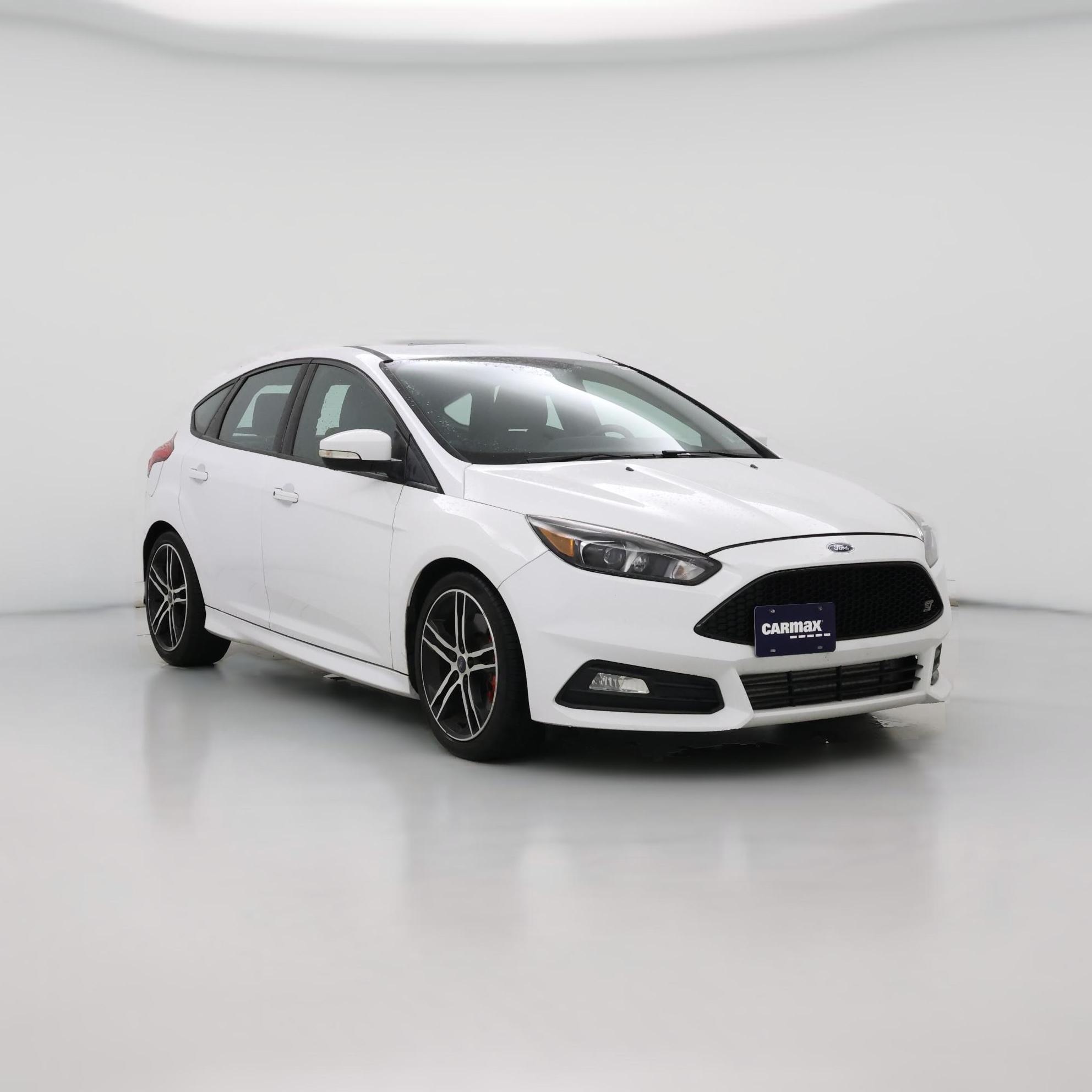Thumbnail: 2017 Ford Focus - 1