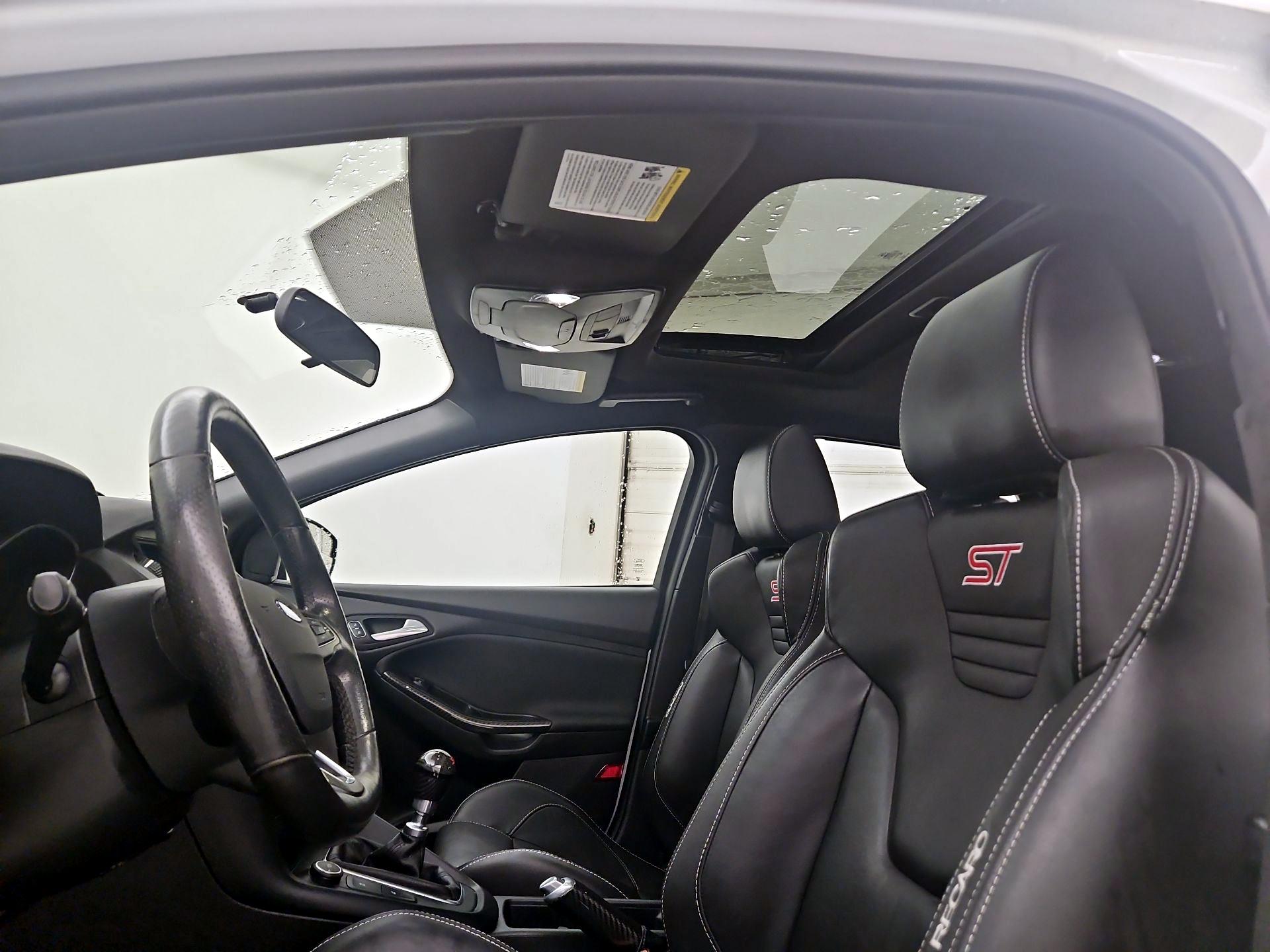 Thumbnail: 2017 Ford Focus - 20
