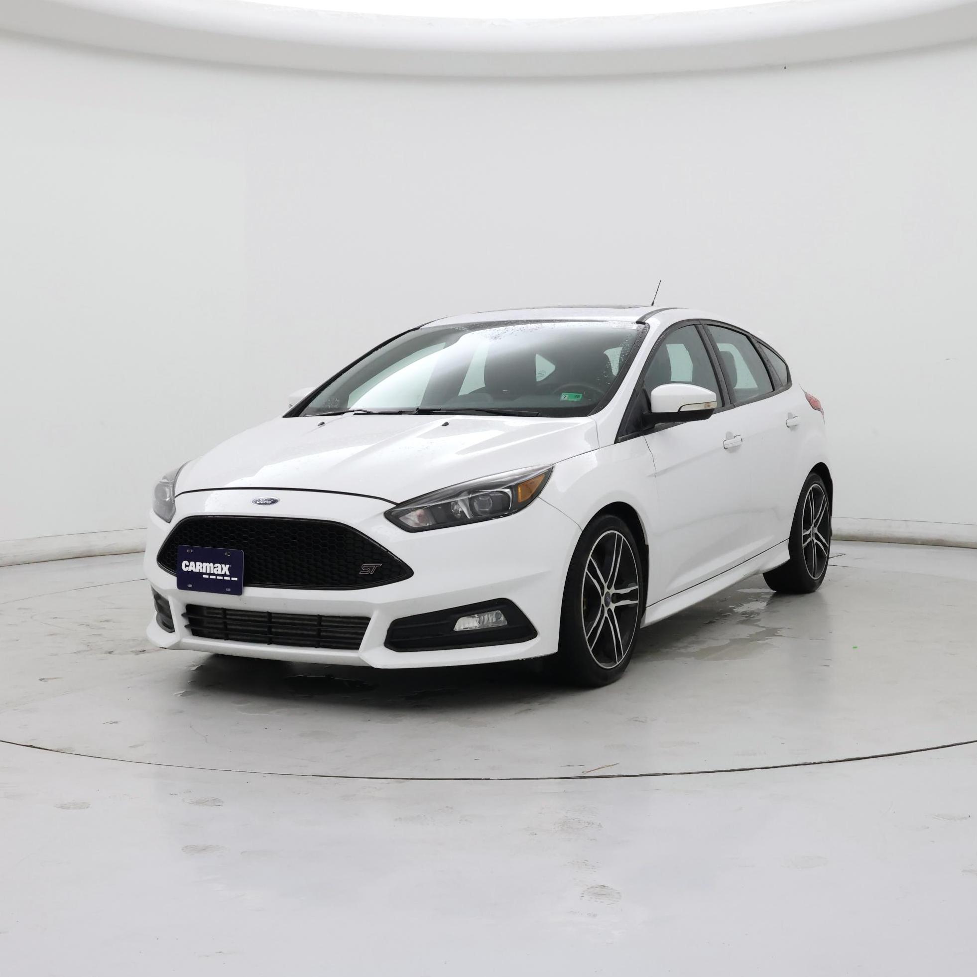 Thumbnail: 2017 Ford Focus - 4