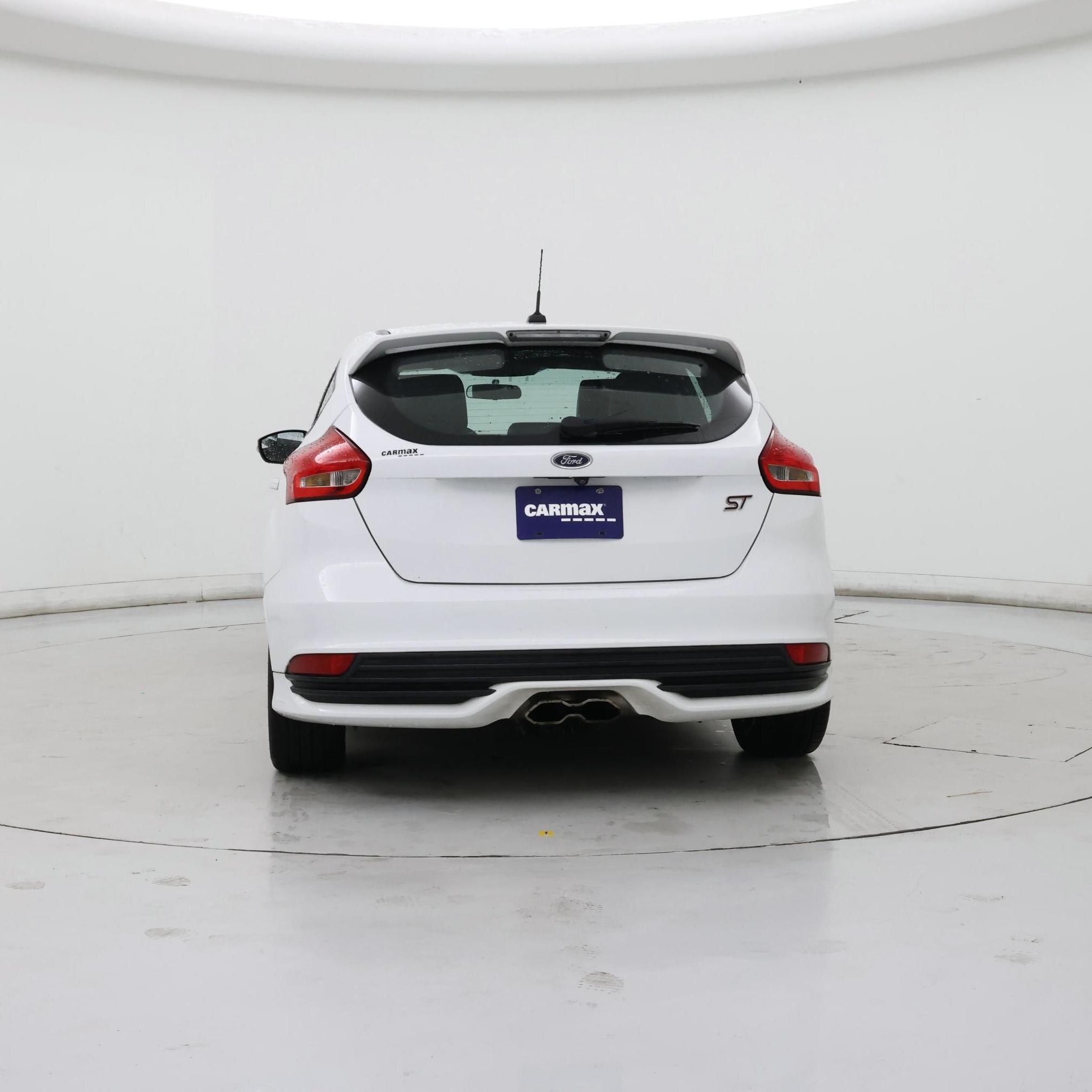 Thumbnail: 2017 Ford Focus - 6