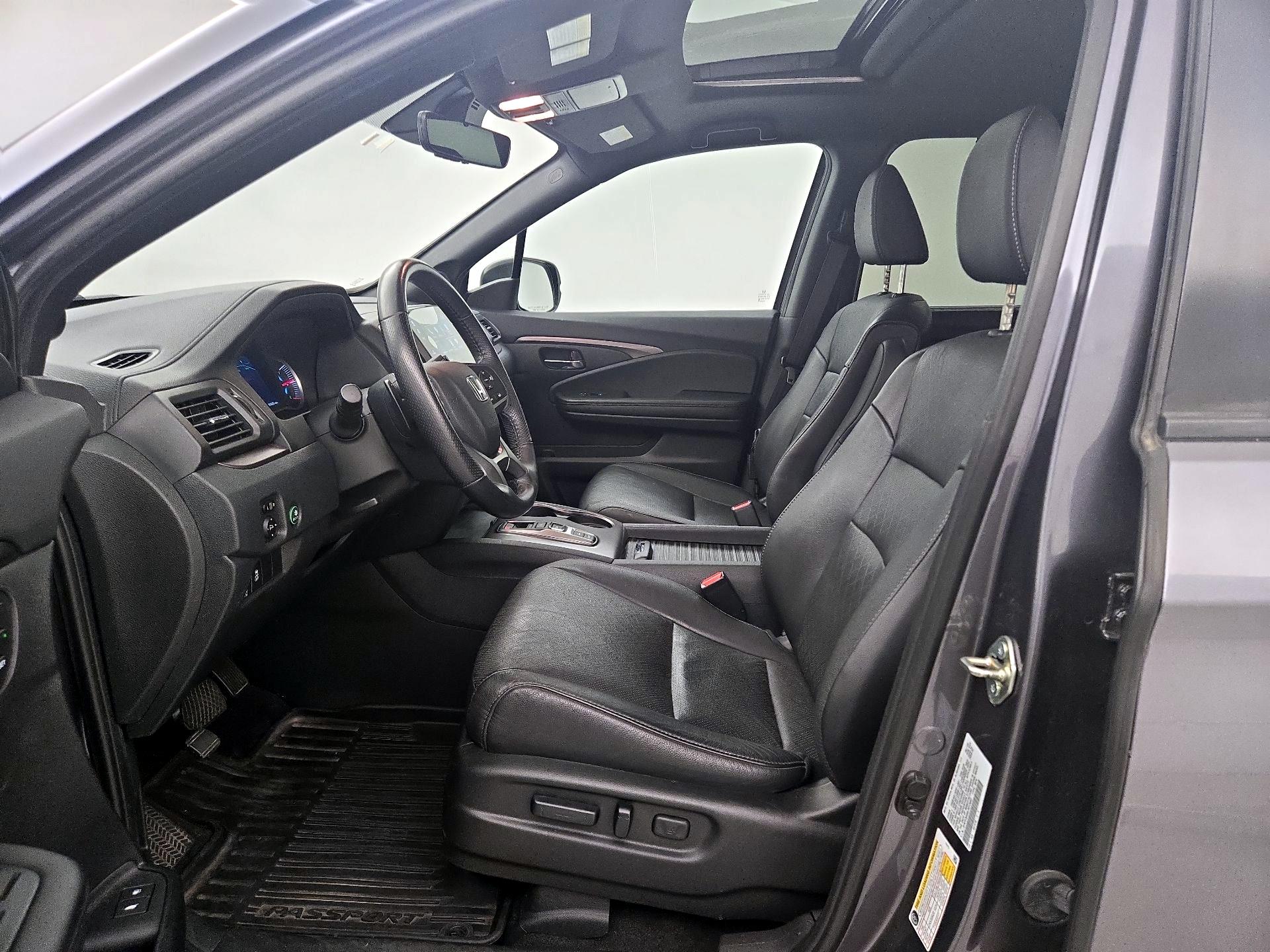 Thumbnail: 2020 Honda Passport - 11