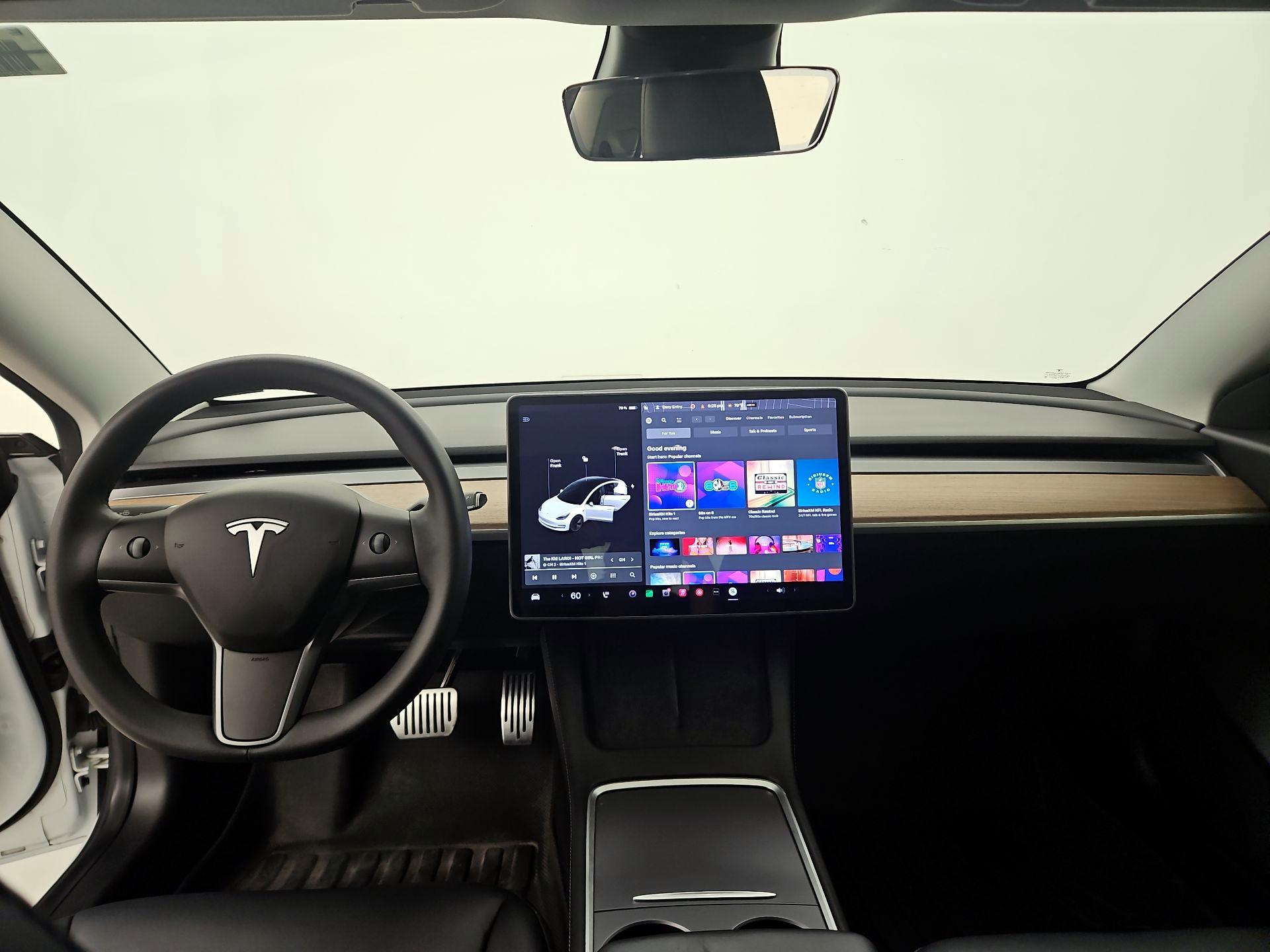 Thumbnail: 2021 Tesla Model 3 - 9