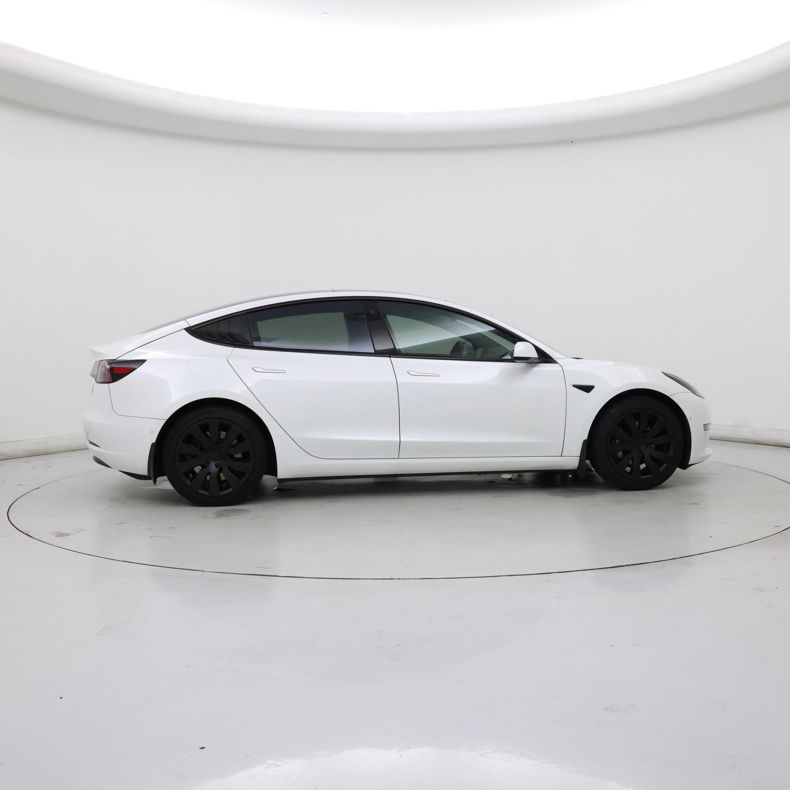 Thumbnail: 2021 Tesla Model 3 - 7