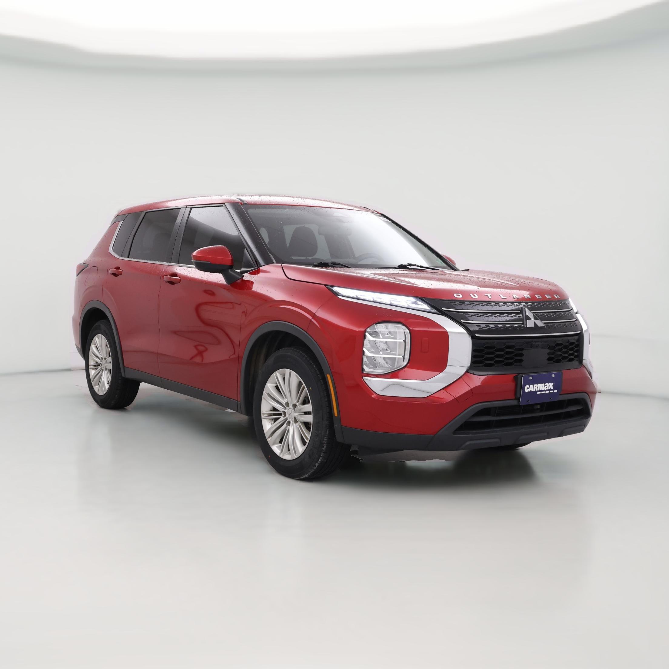 Thumbnail: 2022 Mitsubishi Outlander - 1