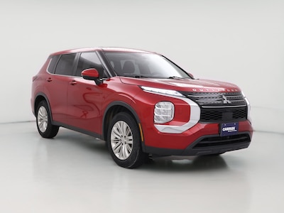 Red 2022 Mitsubishi Outlander ES