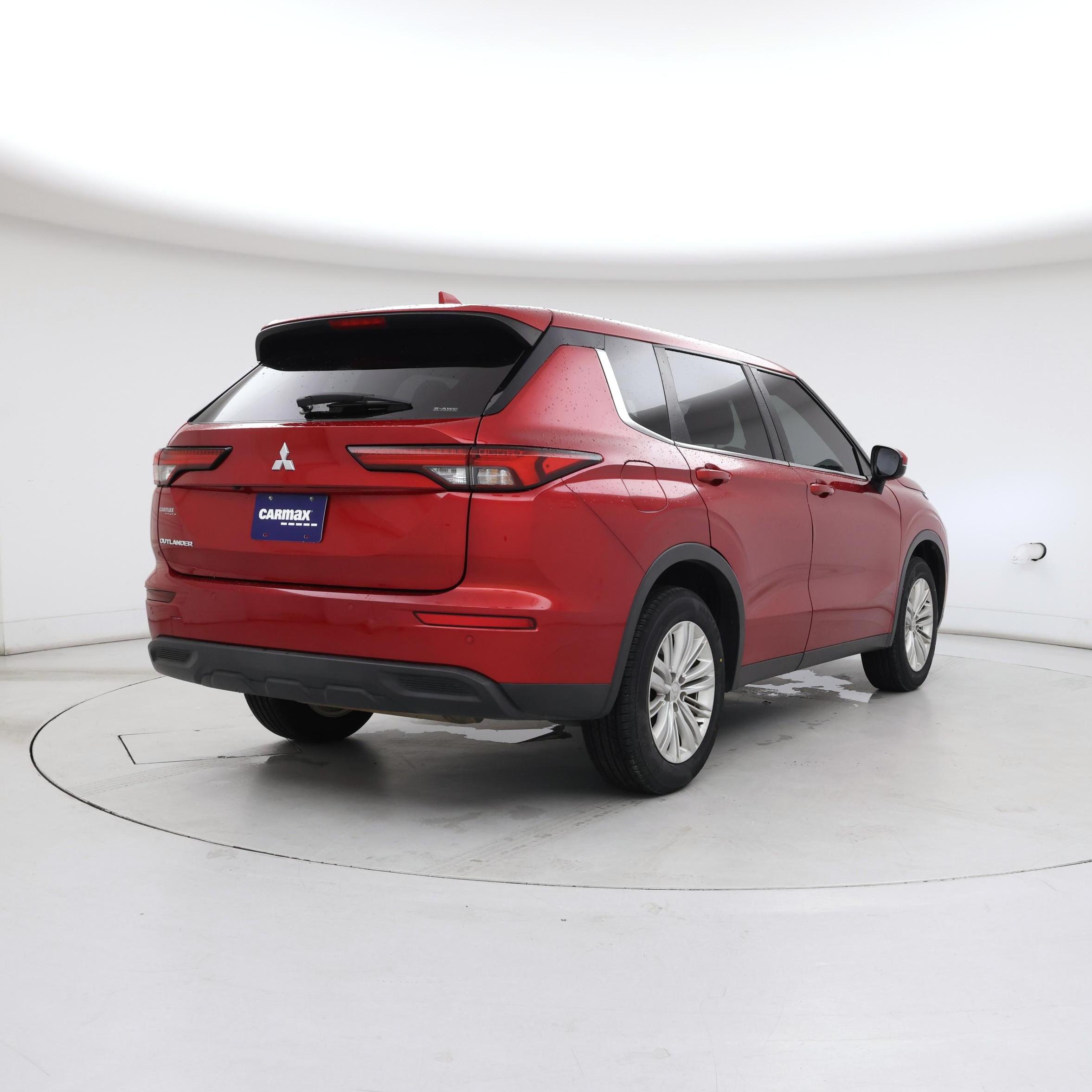 Thumbnail: 2022 Mitsubishi Outlander - 8
