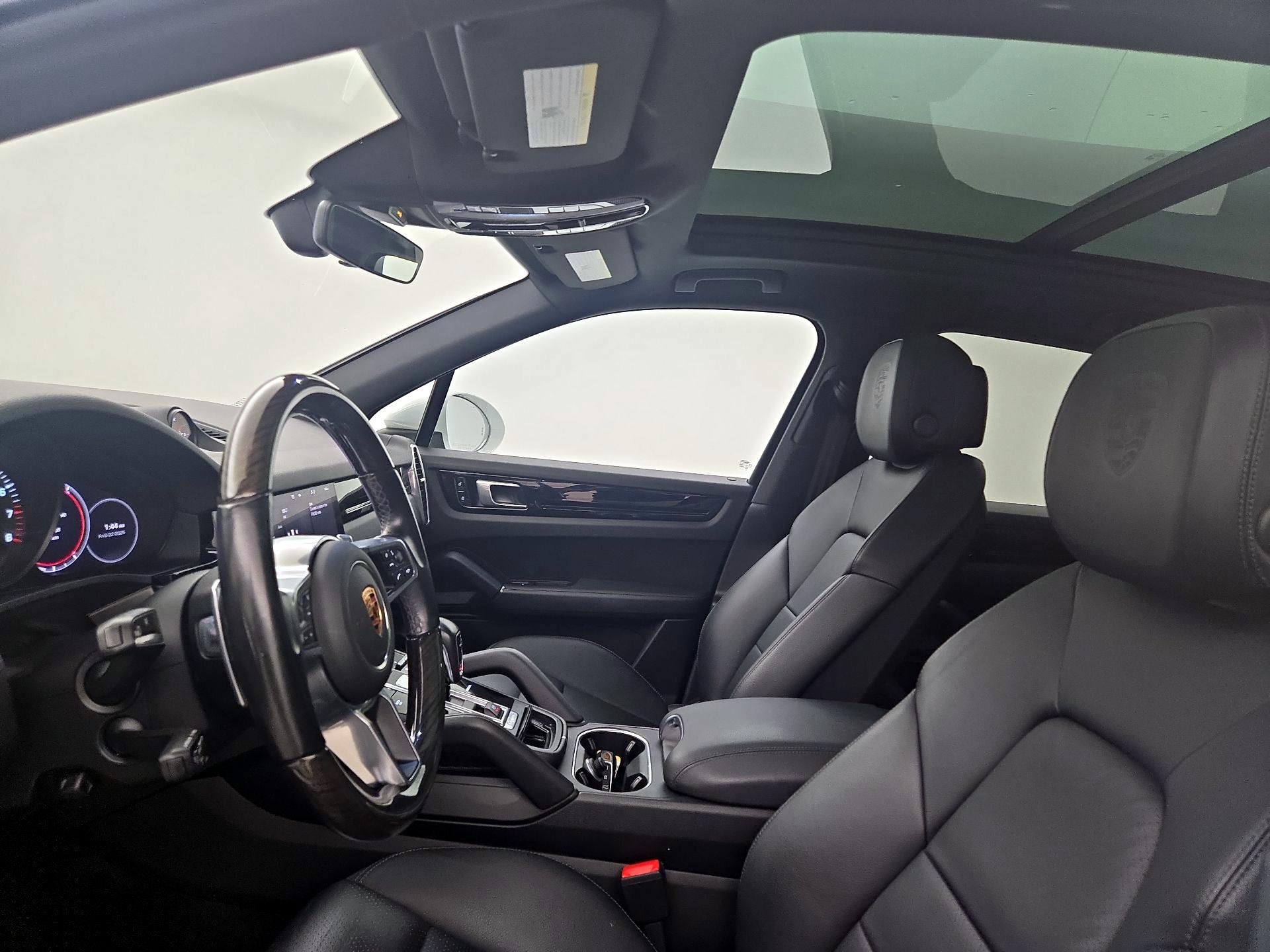 Thumbnail: 2021 Porsche Cayenne - 20