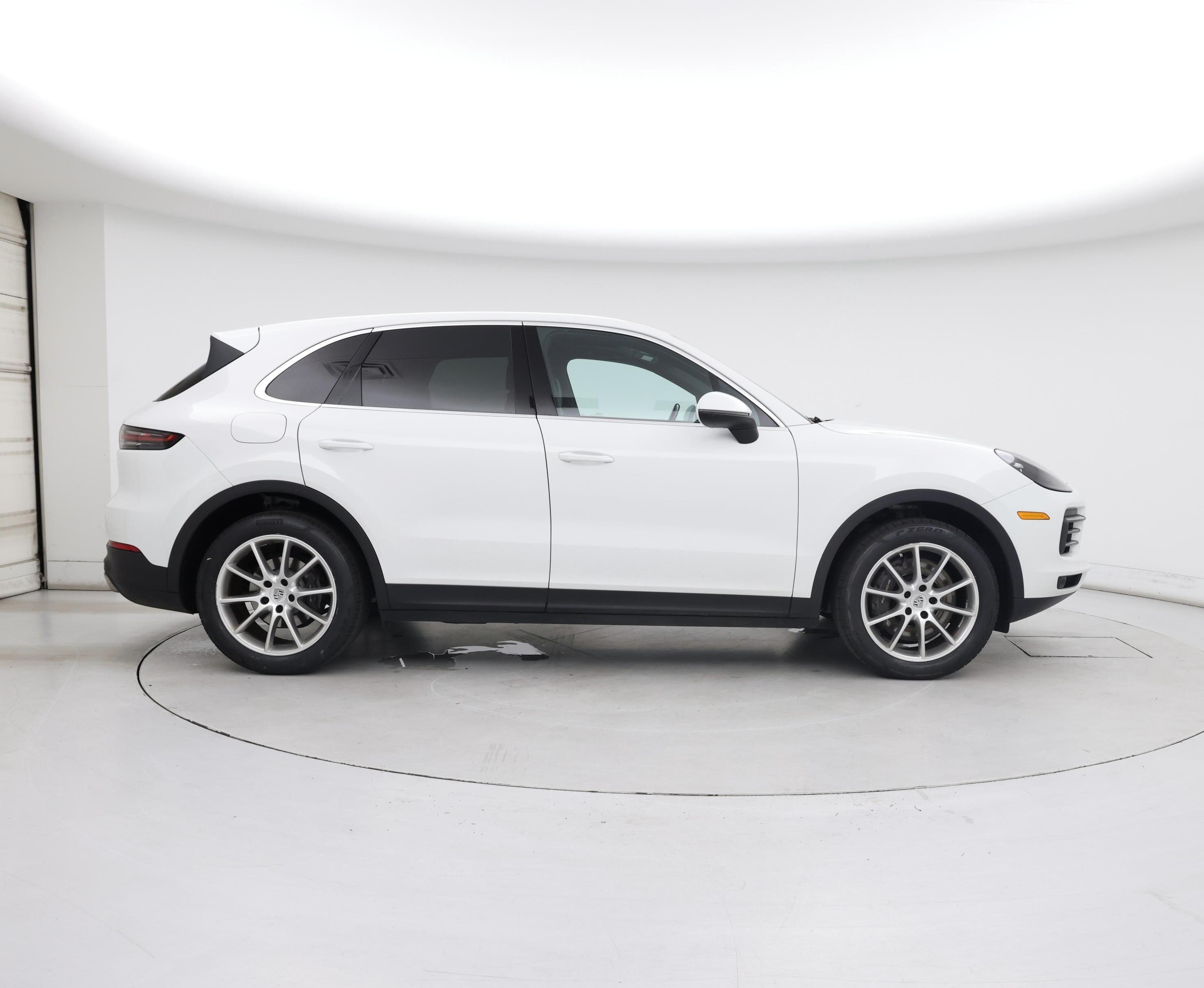 Thumbnail: 2021 Porsche Cayenne - 7