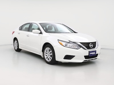 White 2016 Nissan Altima S