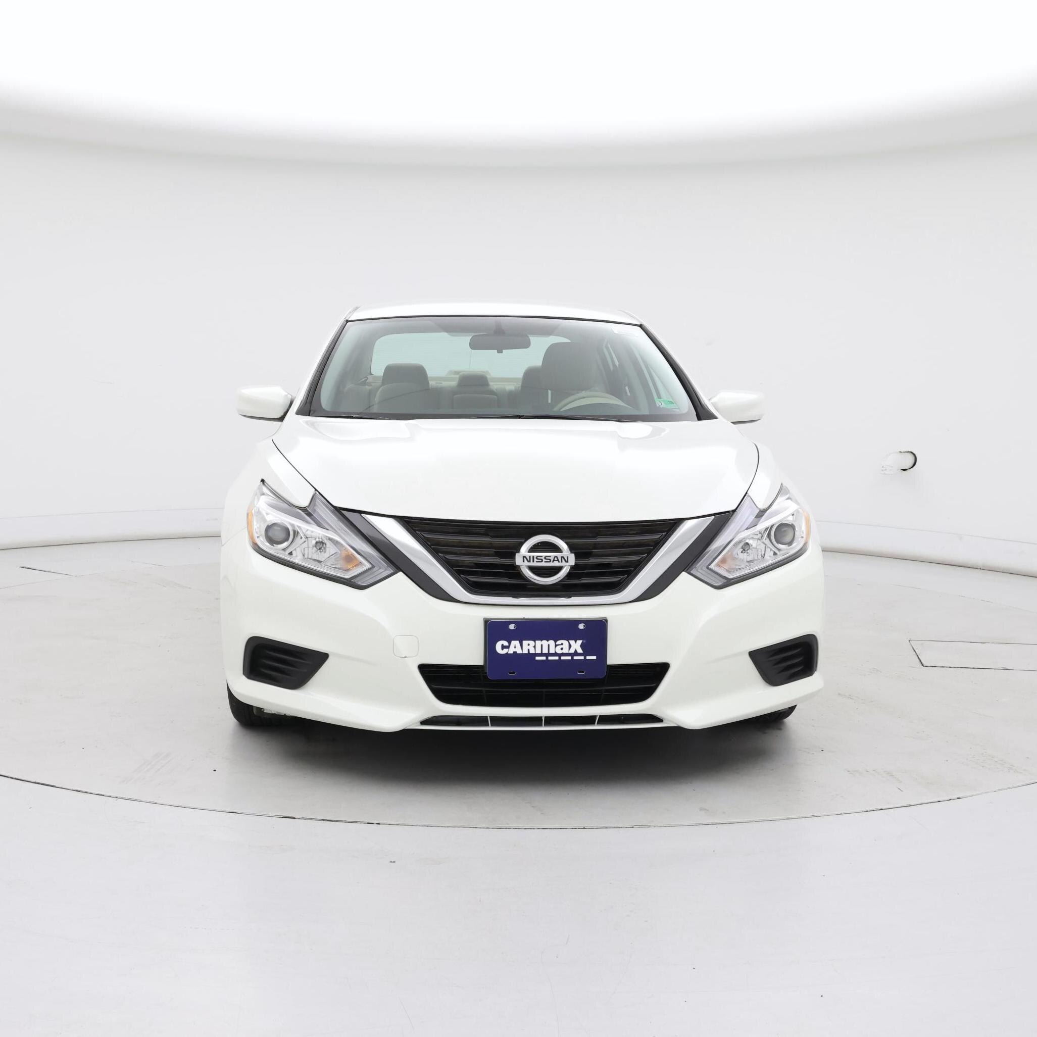 Thumbnail: 2016 Nissan Altima - 5