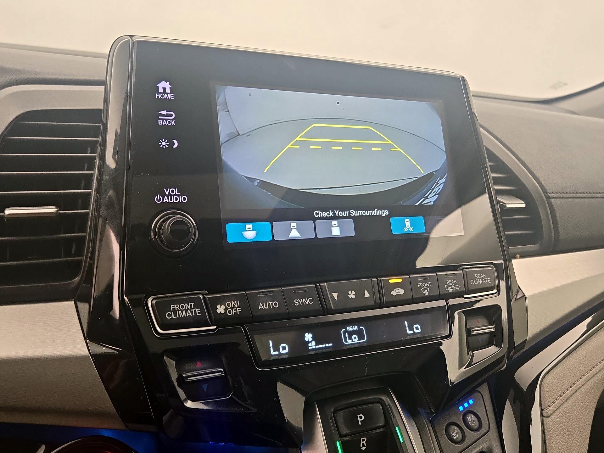 Thumbnail: 2020 Honda Odyssey - 15