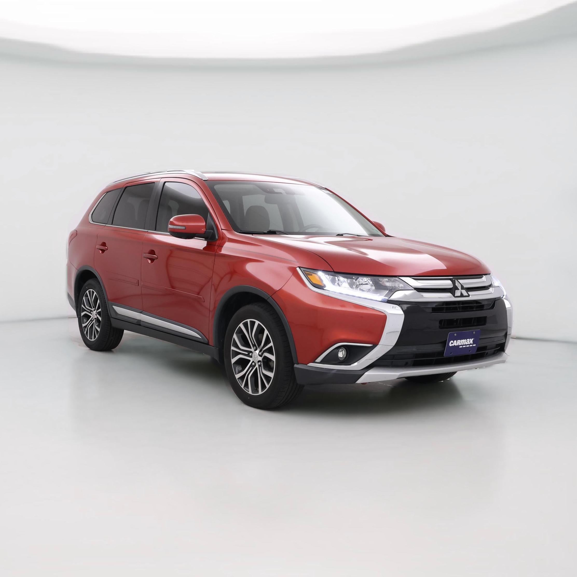 Thumbnail: 2017 Mitsubishi Outlander - 1