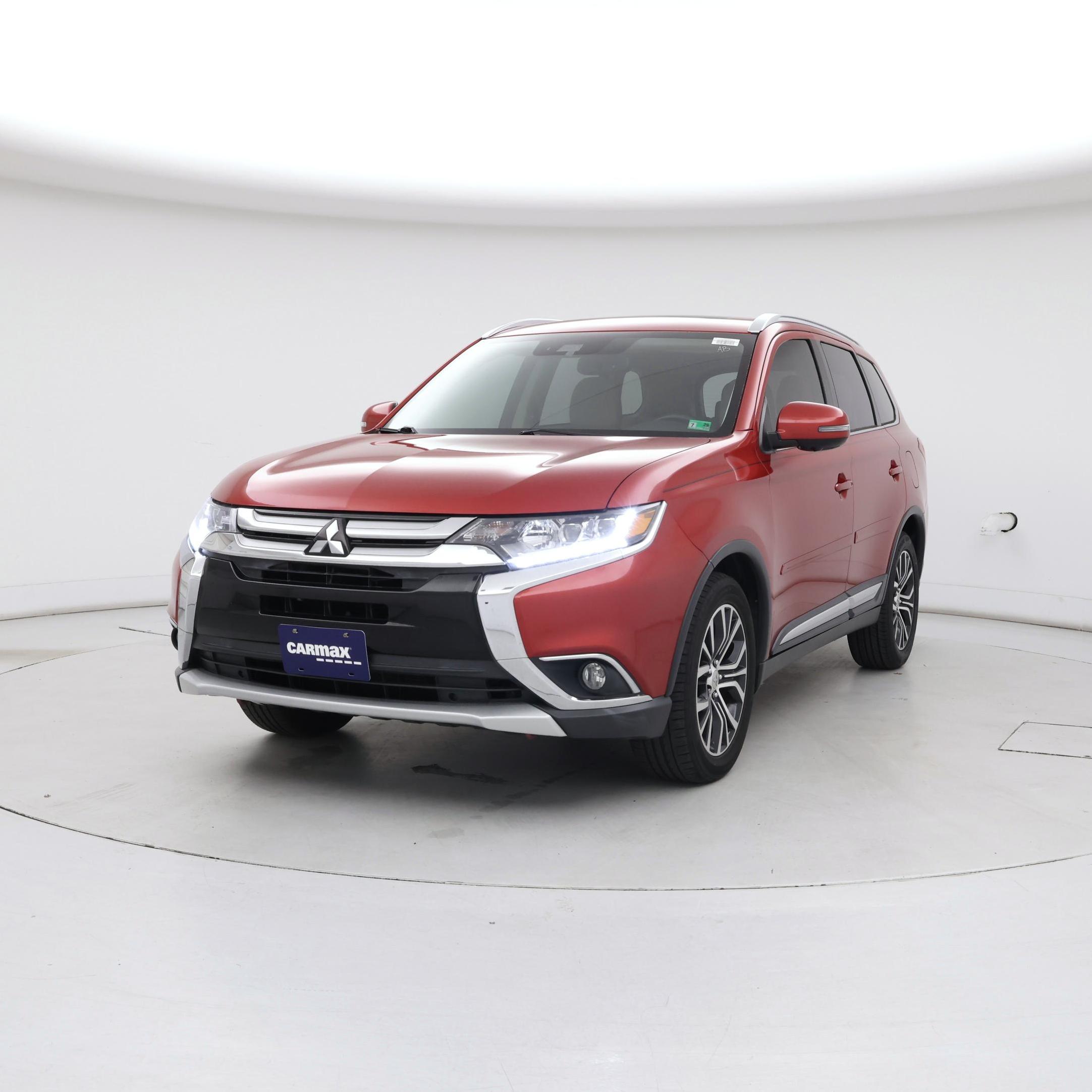 Thumbnail: 2017 Mitsubishi Outlander - 4