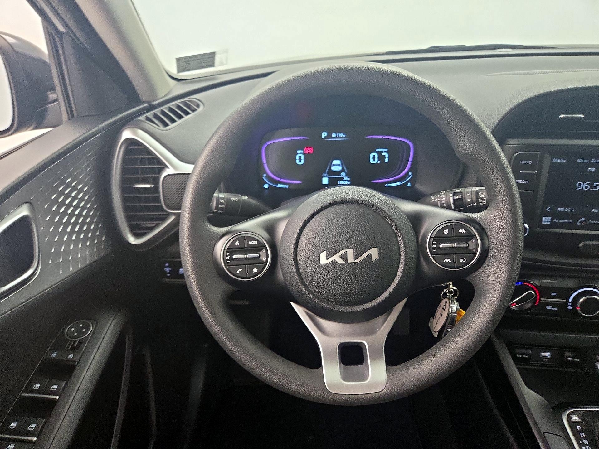 Thumbnail: 2023 Kia Soul - 10