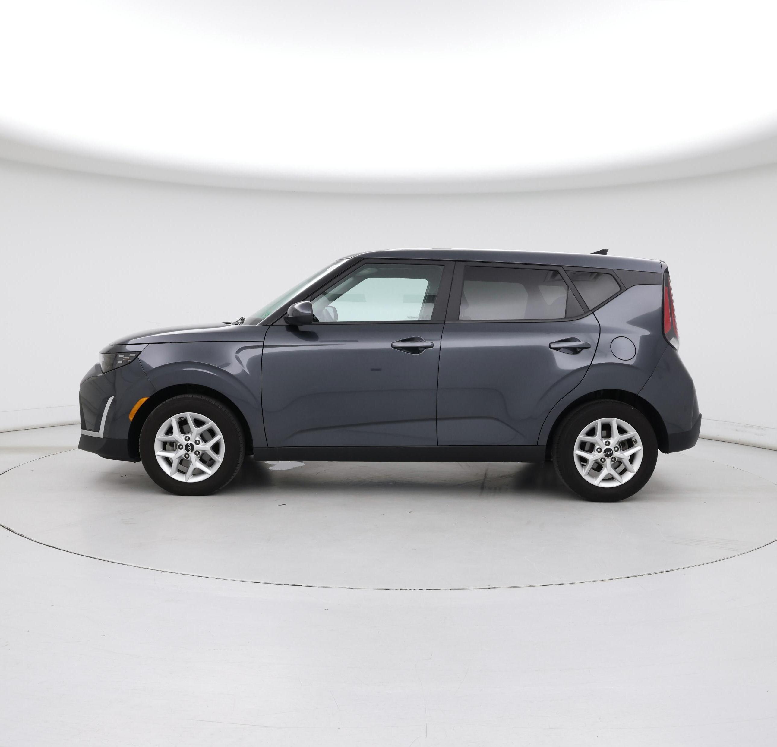Thumbnail: 2023 Kia Soul - 3