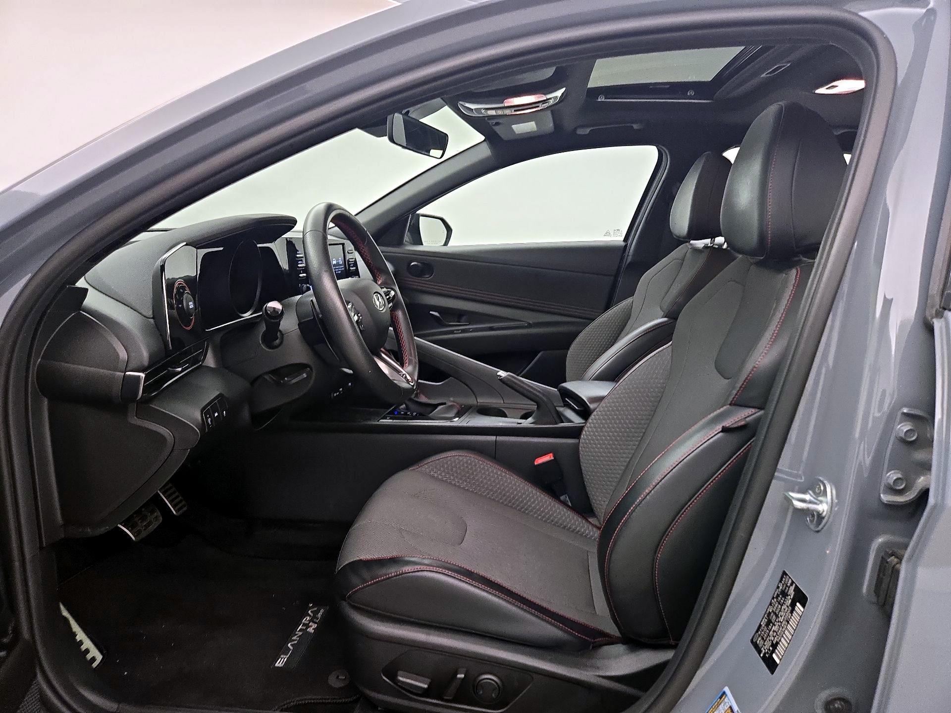Thumbnail: 2022 Hyundai Elantra - 11