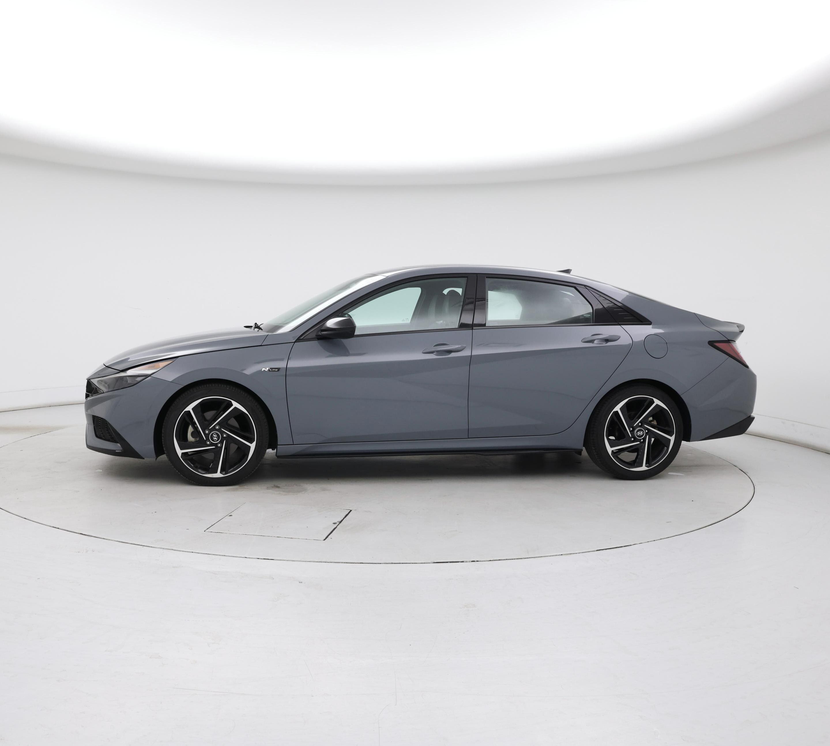 Thumbnail: 2022 Hyundai Elantra - 3